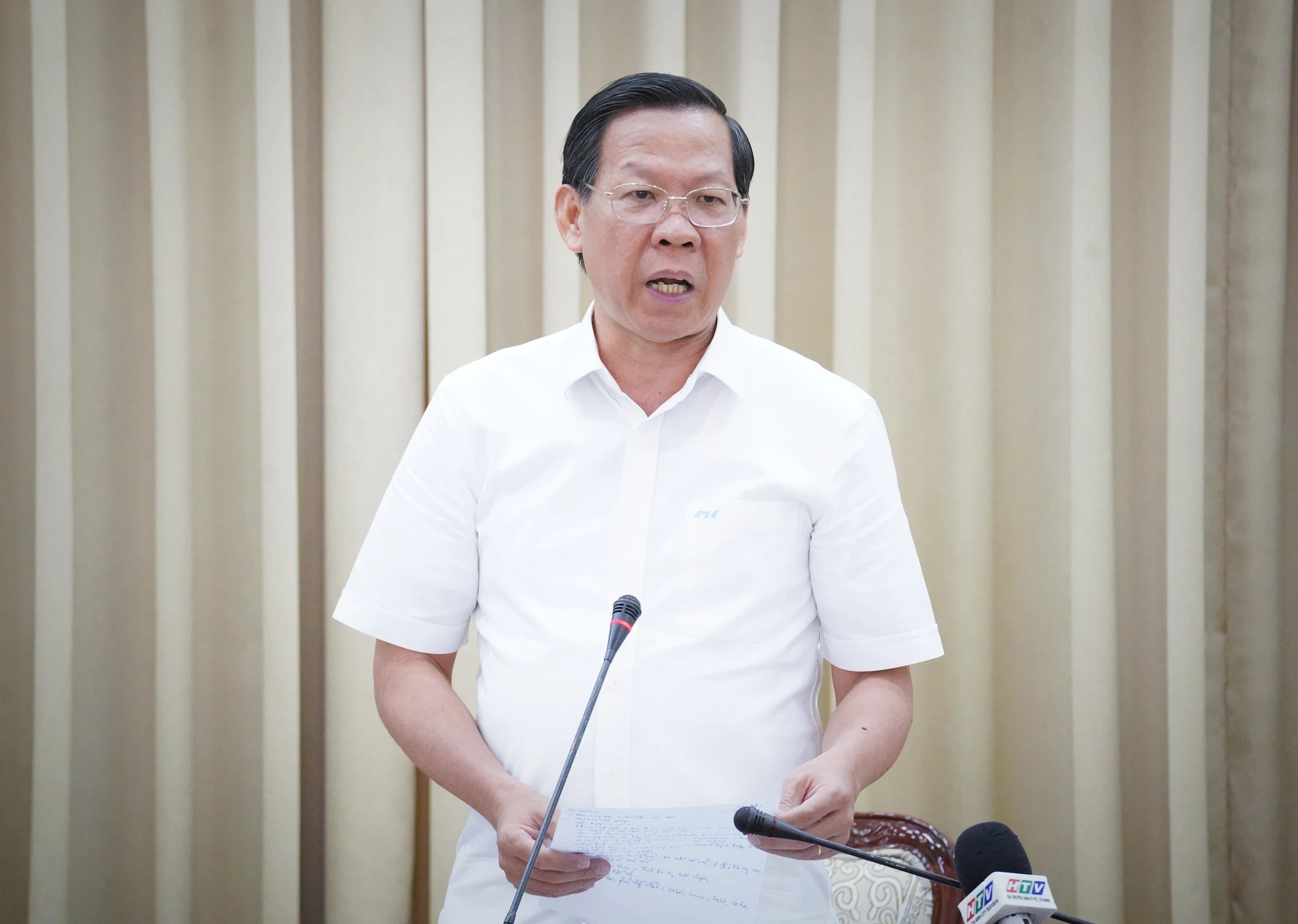 kts-ngo-viet-nam-son-5.jpg