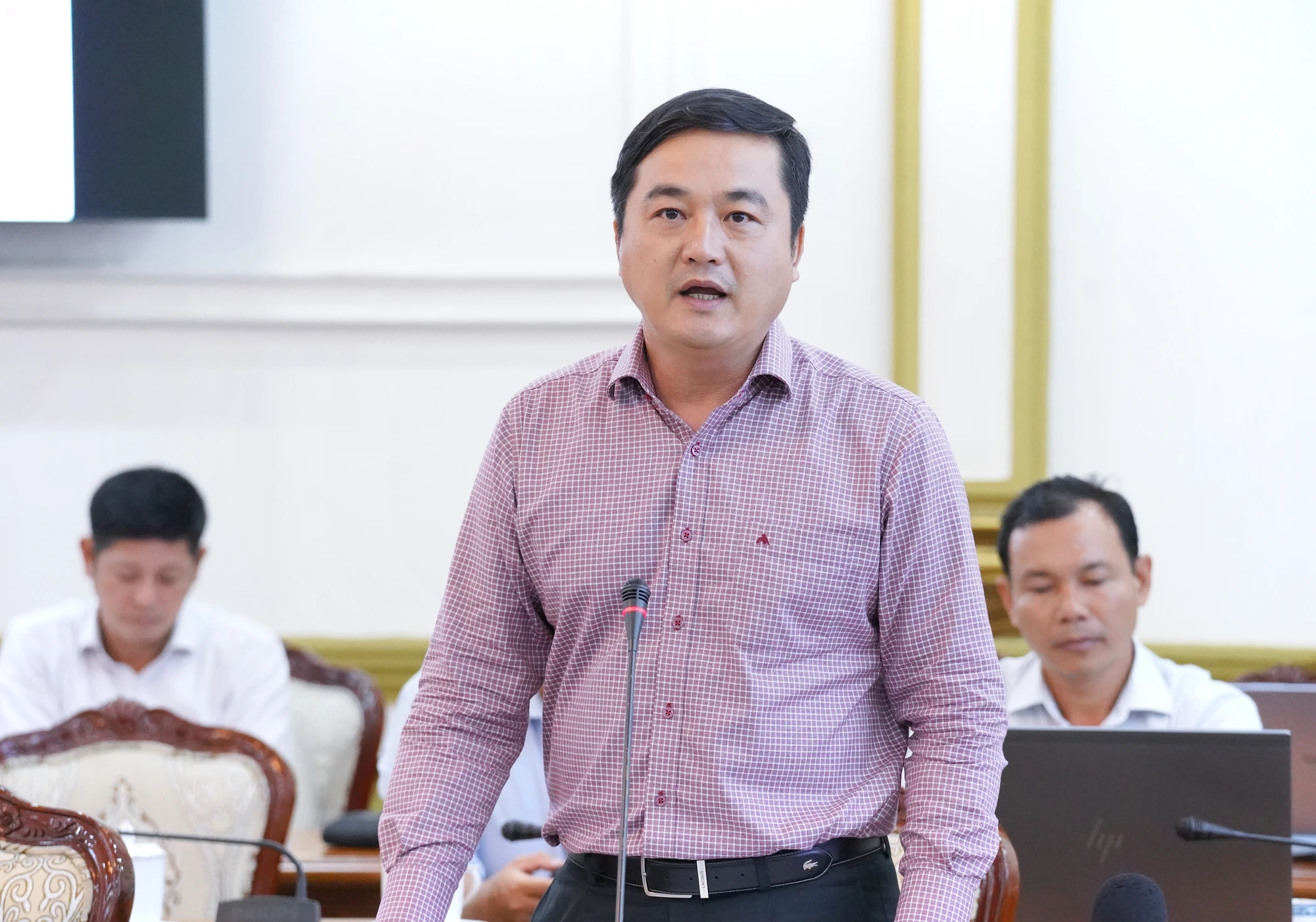 kts-ngo-viet-nam-son-7.jpg