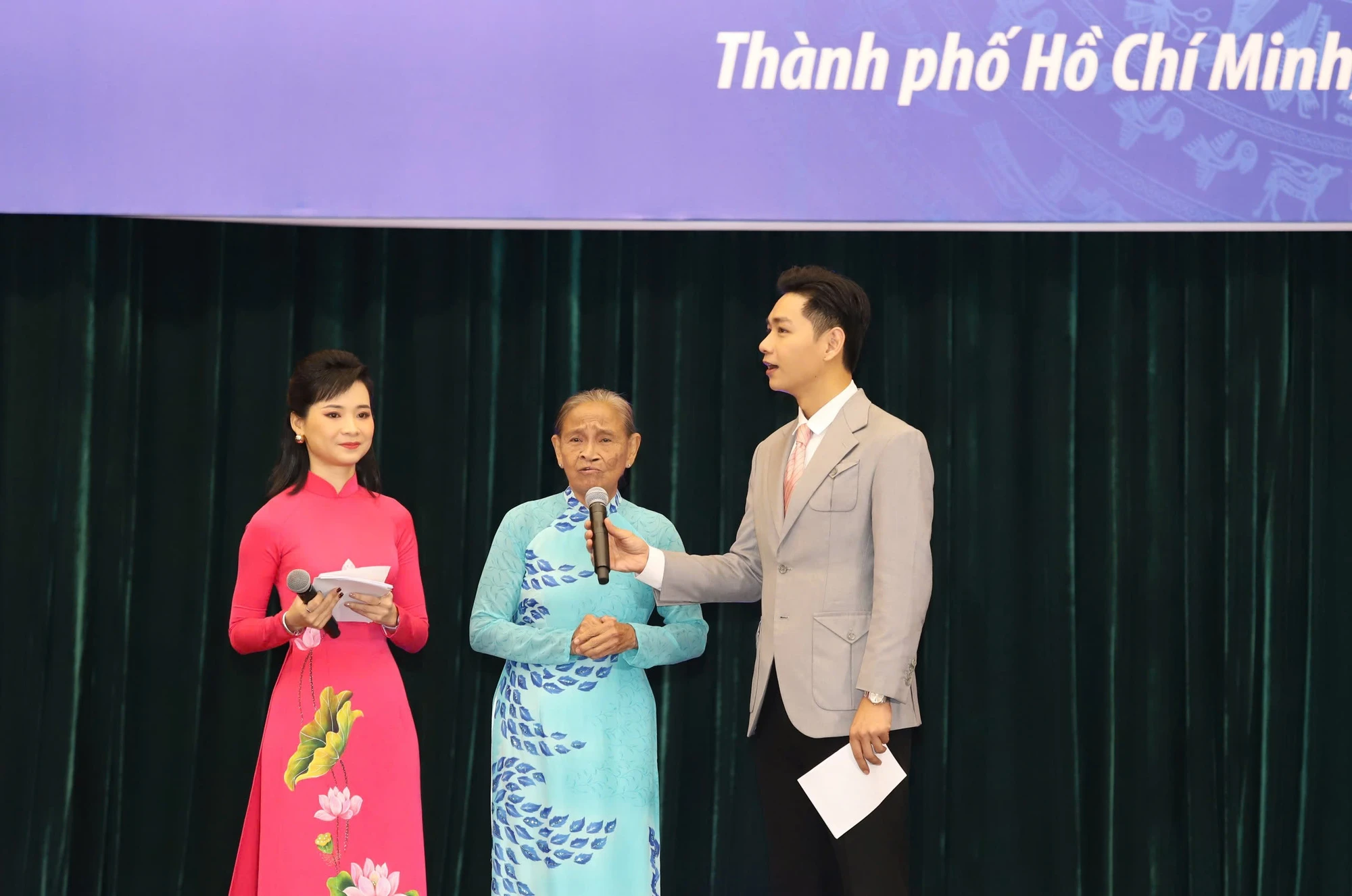 tri-an-can-bo-khu-pho-ap-2.jpg