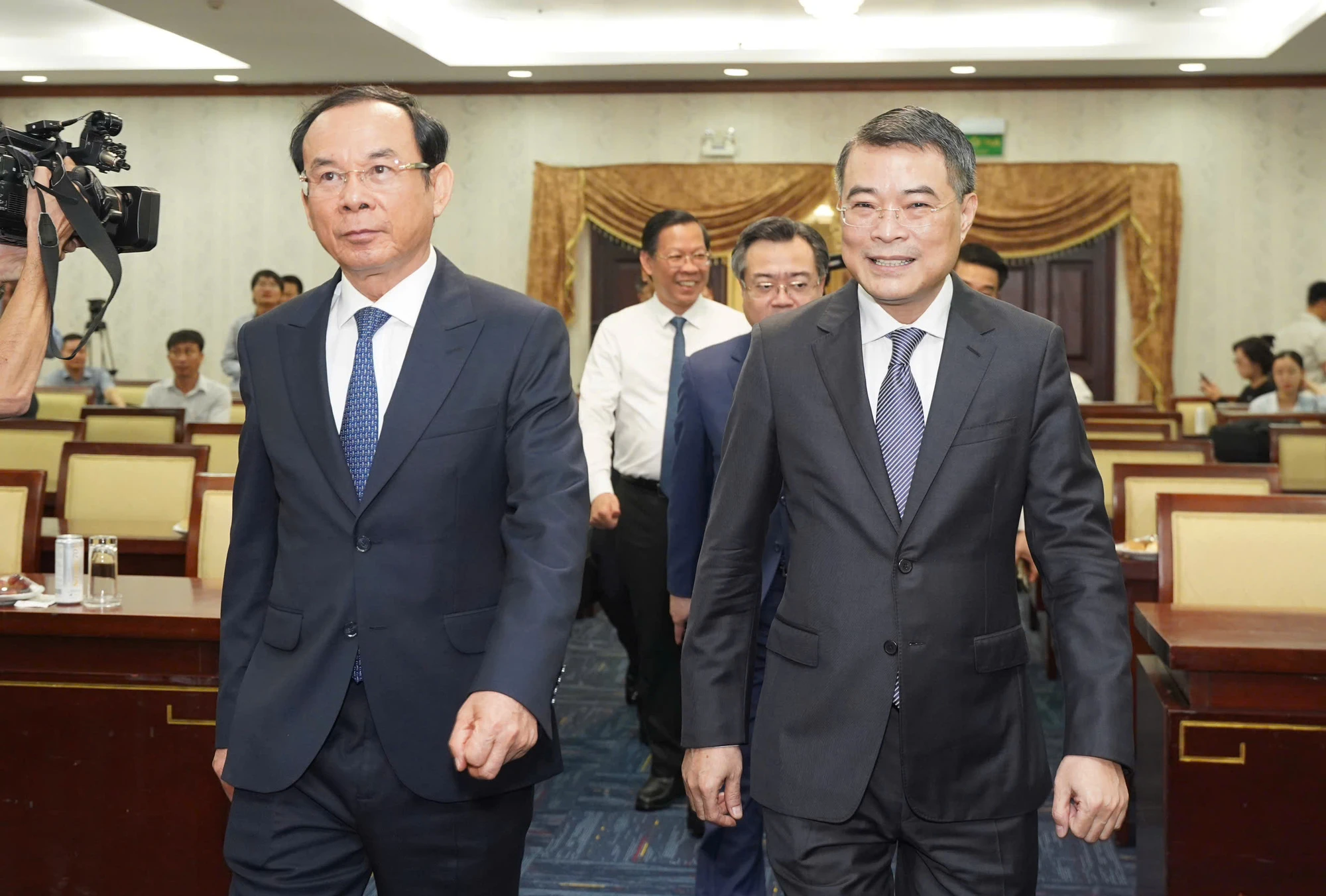 tan-pho-bi-thu-thuong-truc-thanh-uy-tp.hcm-nguyen-thanh-nghi-4.jpg
