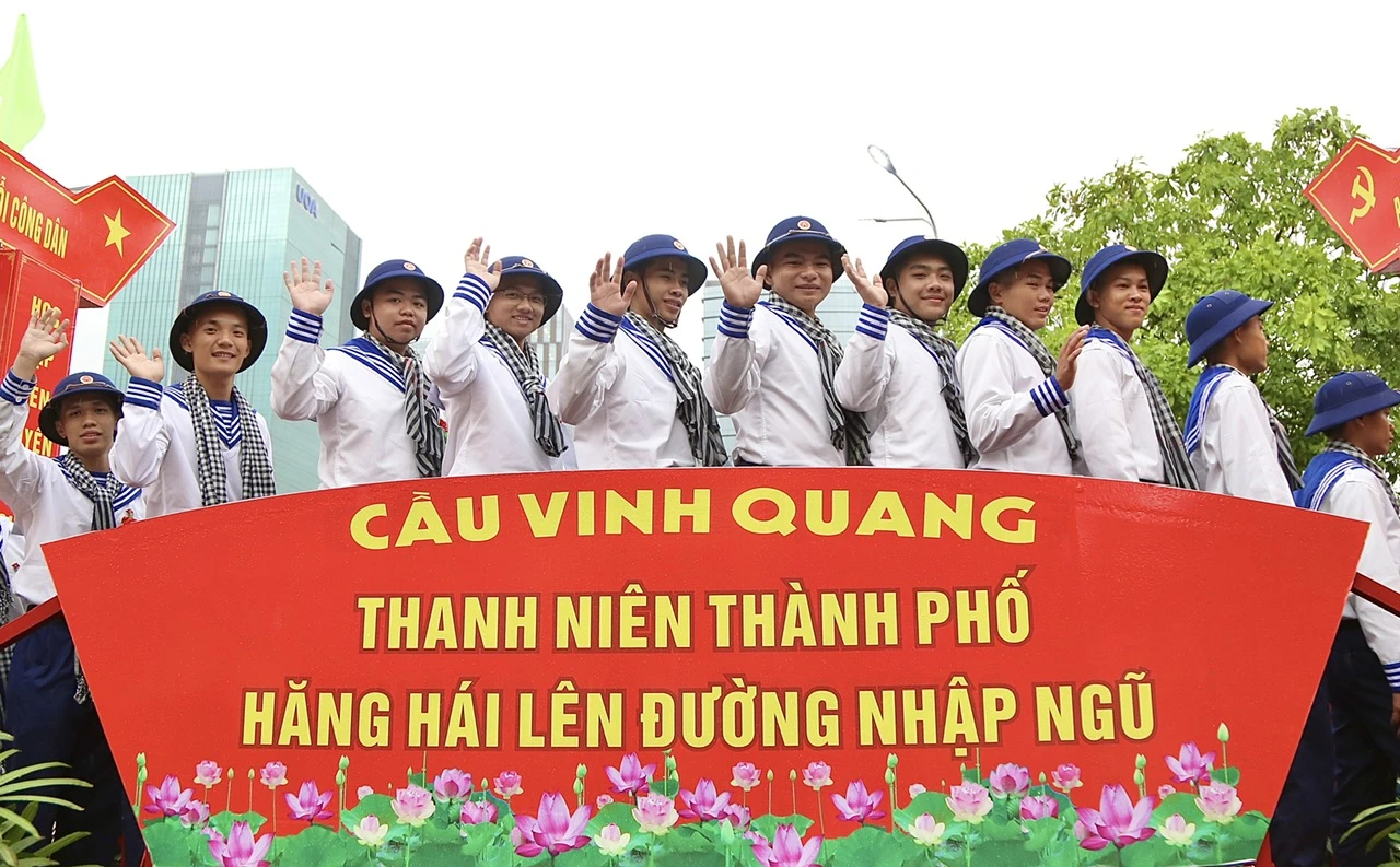 thanh-nien-tphcm-12.jpg