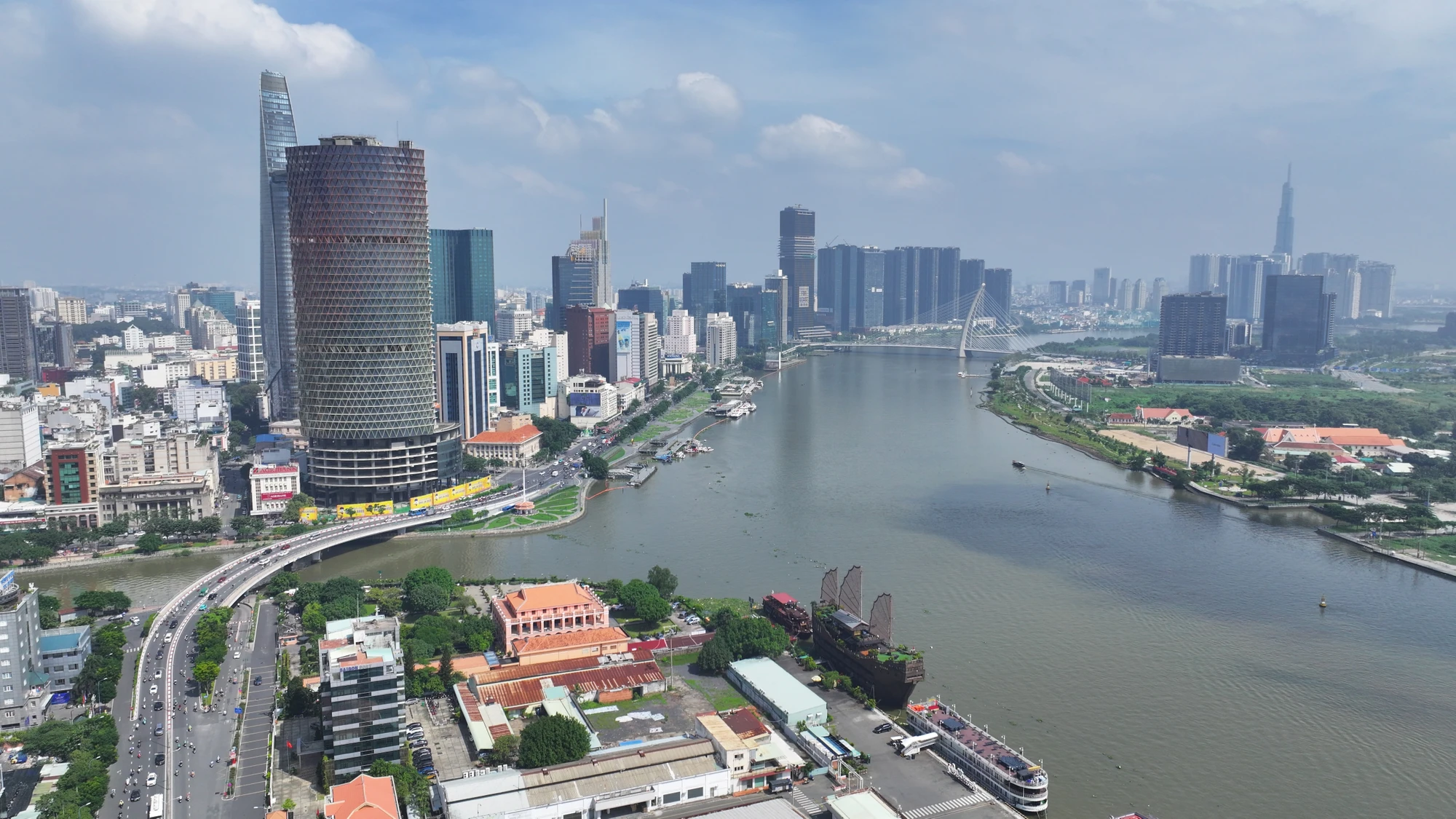 Nhìn lại những lần chia tách, sáp nhập đơn vị hành chính tại TP.HCM