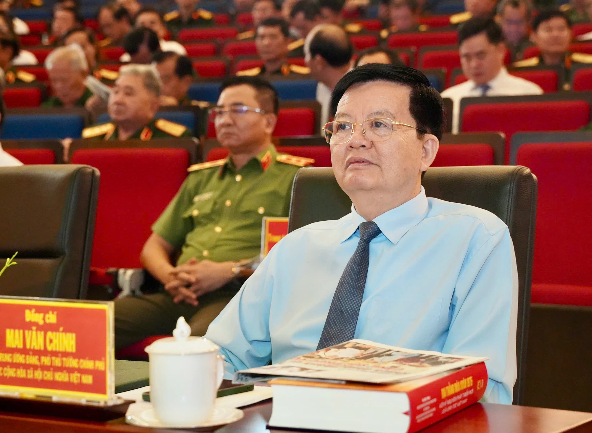 dai-thang-mua-xuan-1975-3.jpg