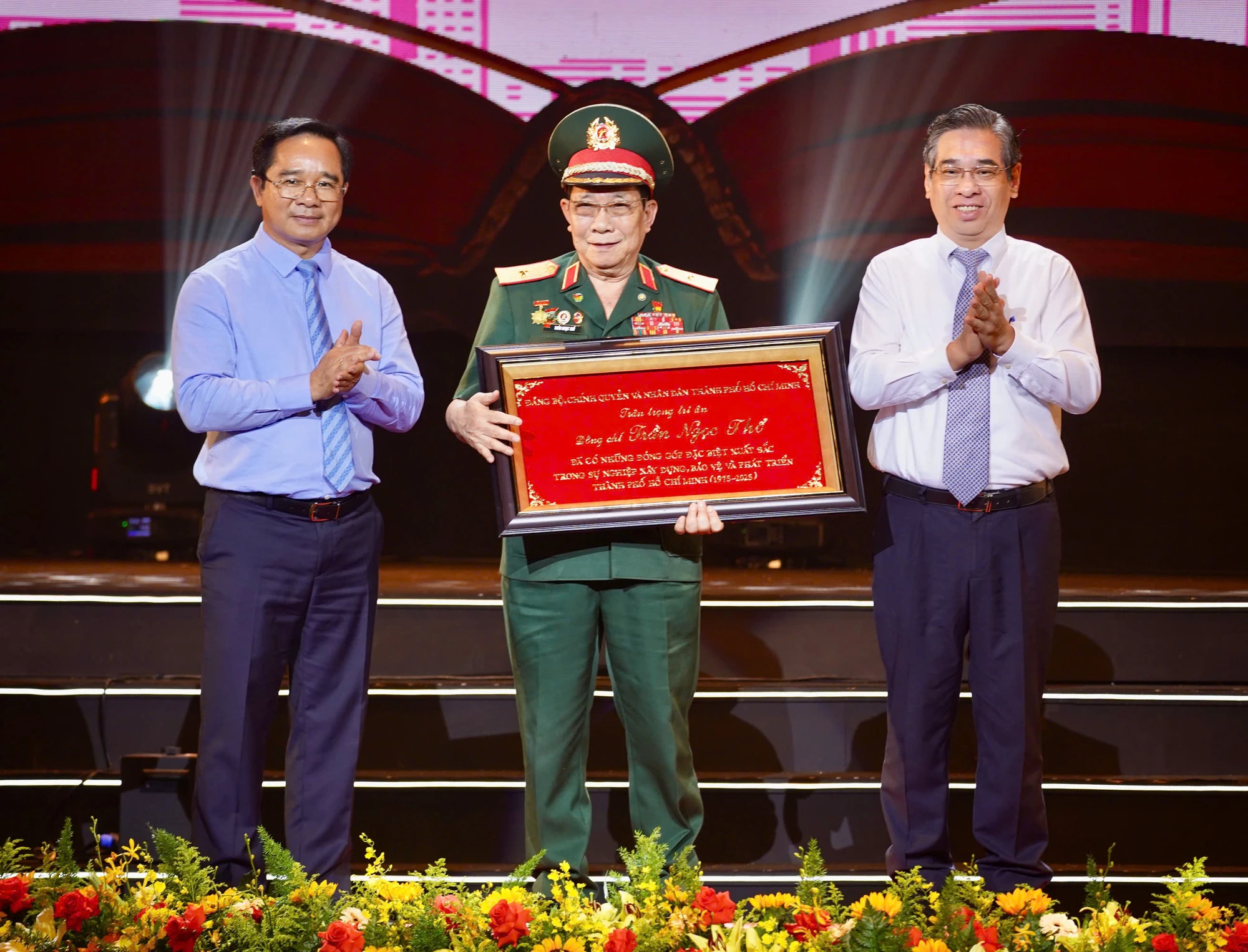 chu-tich-nguyen-van-duoc-19.jpg