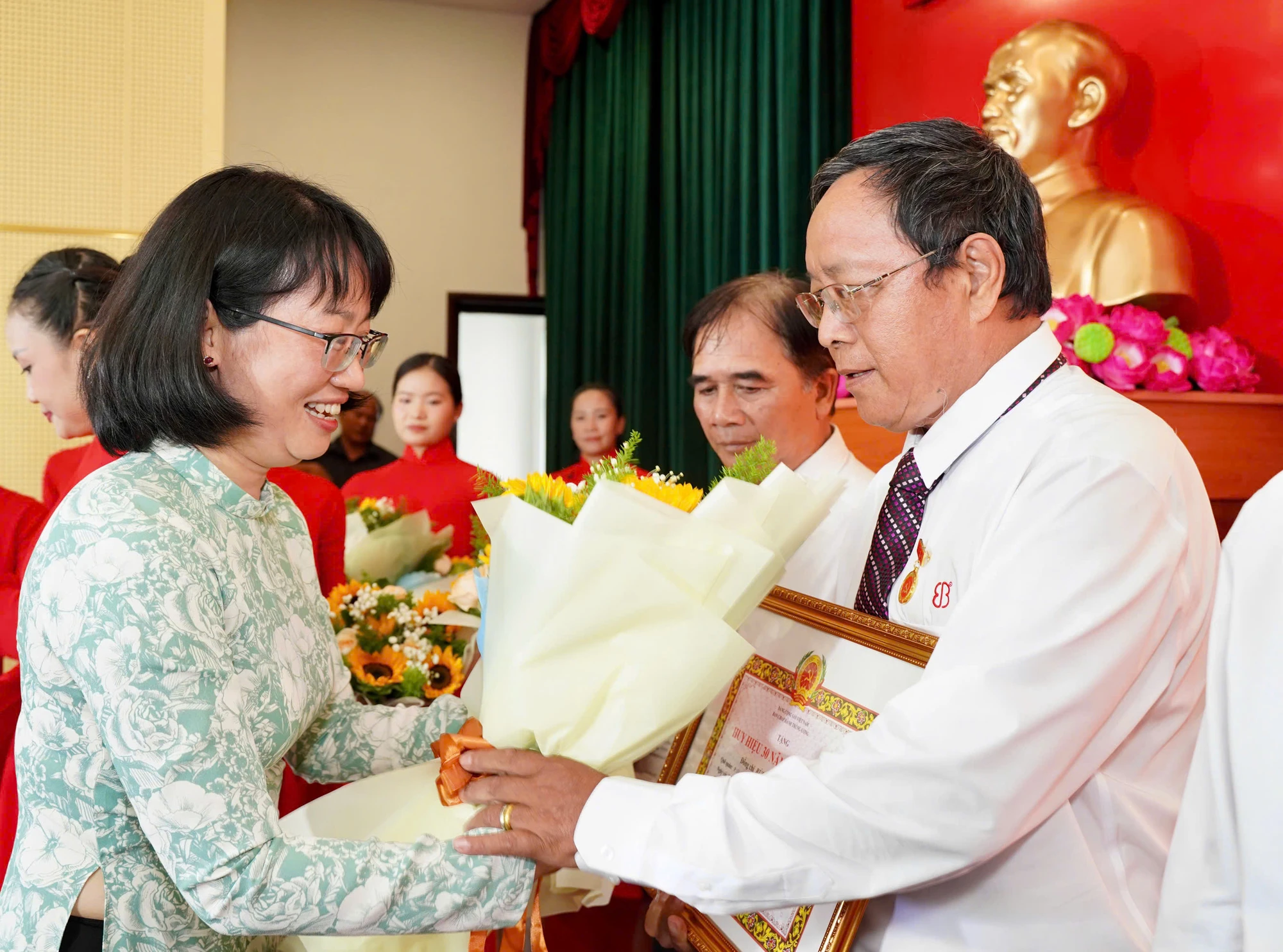 chu-tich-nguyen-van-duoc-15.jpg