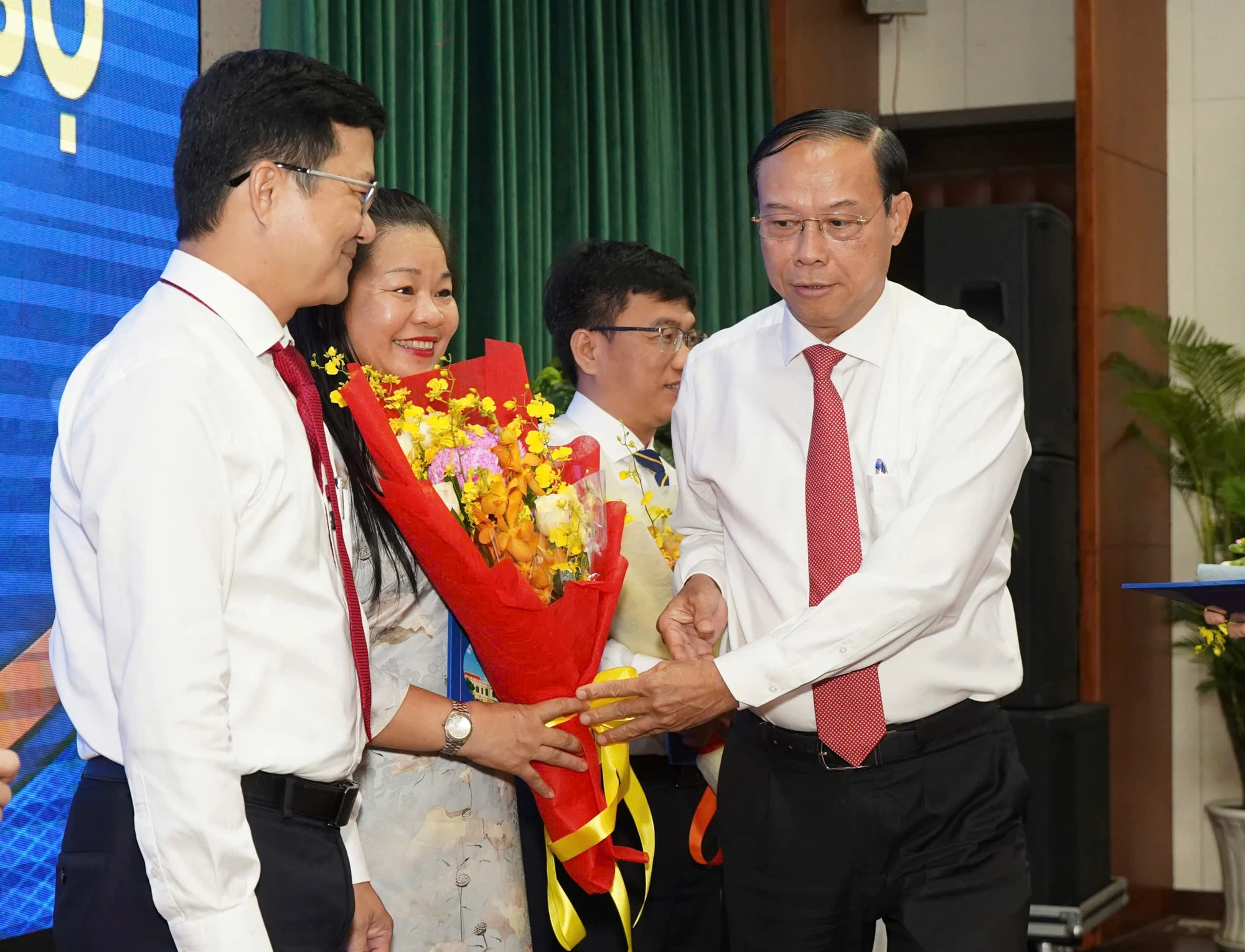 truc-thuoc-ubnd-tp.hcm-28.jpg
