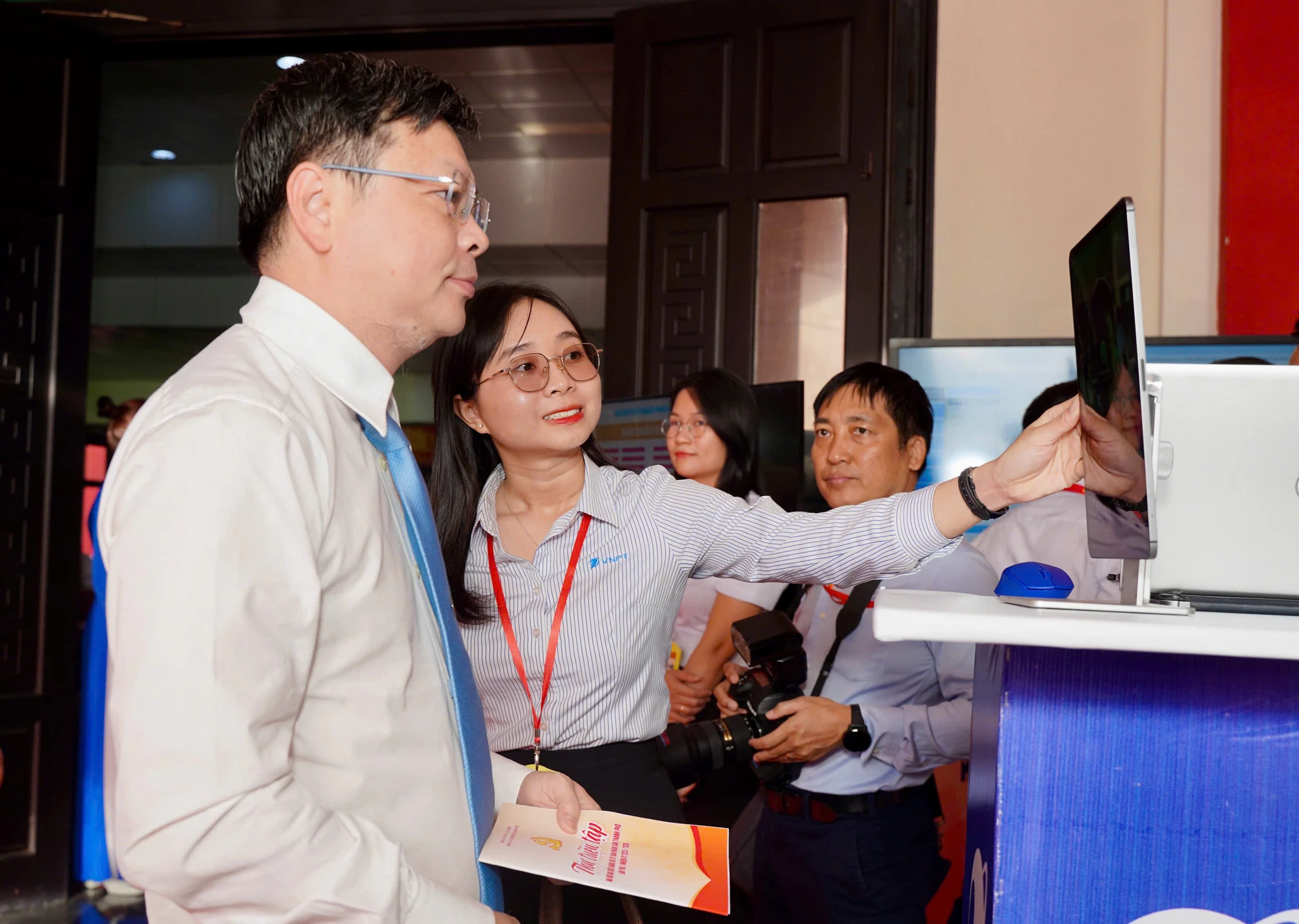 dang-bo-ubnd-tp.hcm-26.jpg