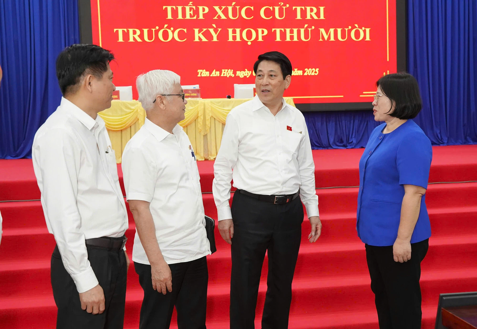 chu-tich-nuoc-luong-cuong-5.jpg