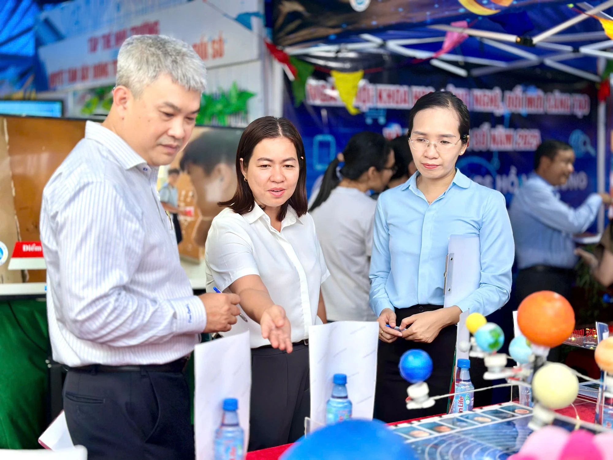 phuong-binh-tan-16.jpg