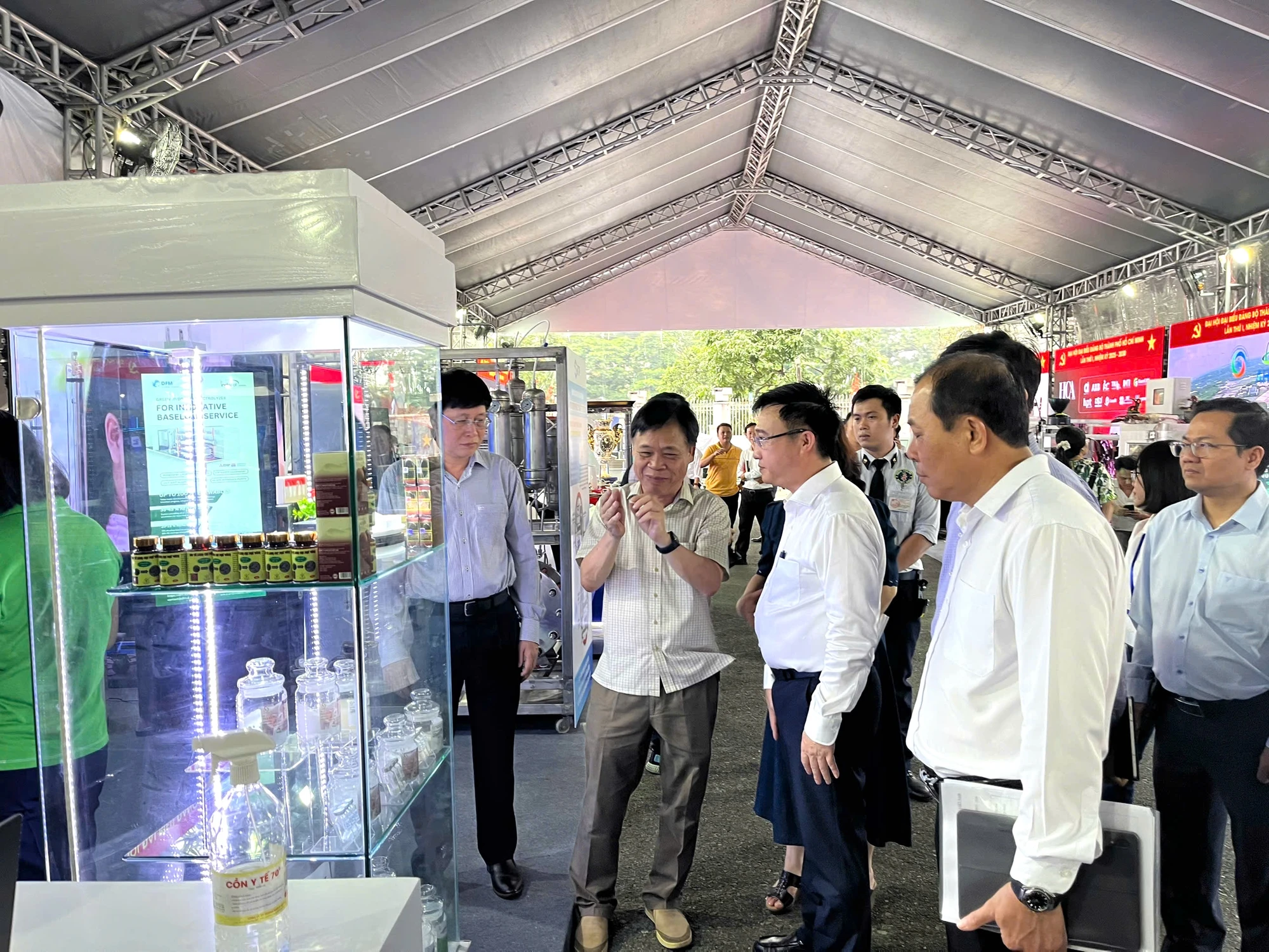 trien-lam-san-pham-cong-nghe-chien-luoc-3.jpg