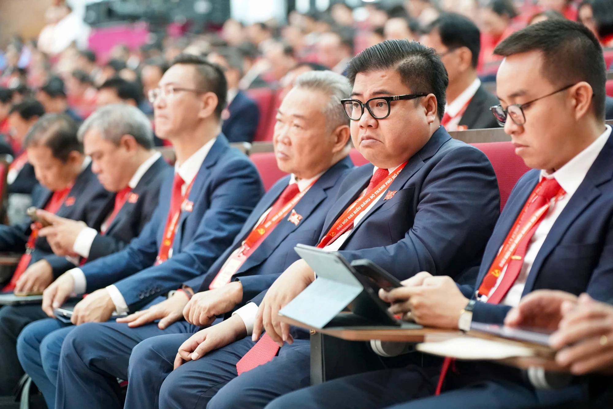 khong-gian-phat-trien-dai-hoi-dang-bo-tp.hcm-2.jpg