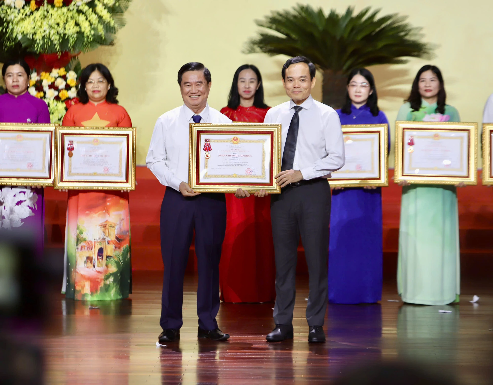 thi-dua-yeu-nuoc-14.jpg