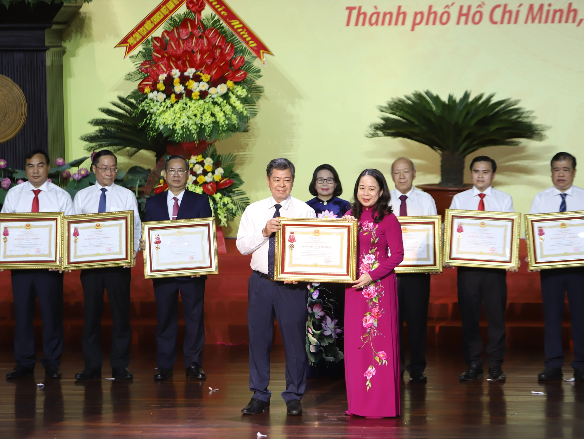 thi-dua-yeu-nuoc-25.jpg