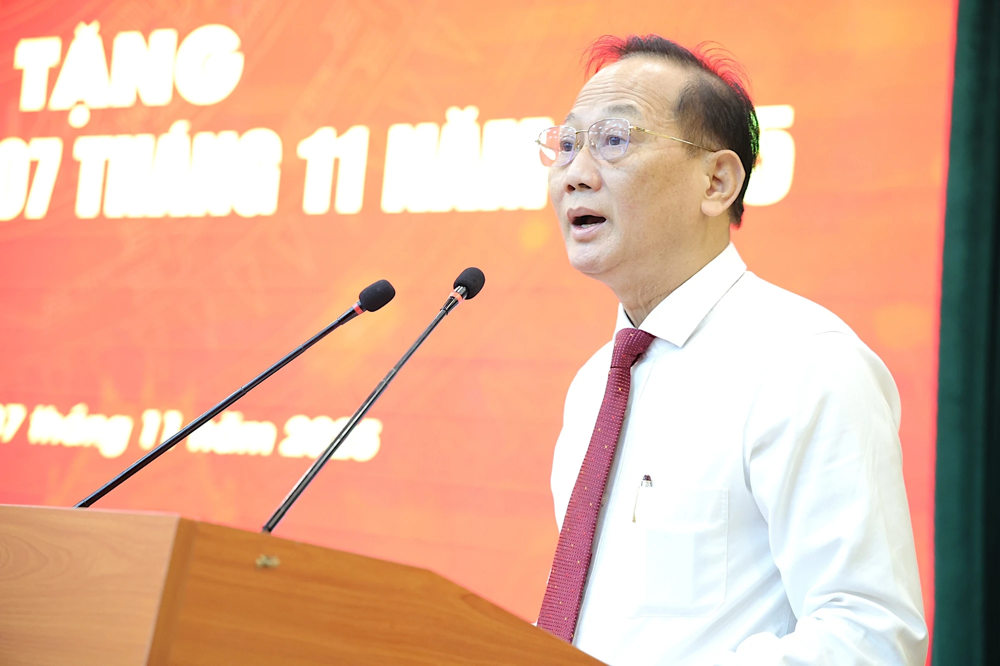 huy-hieu-dang-1.JPG