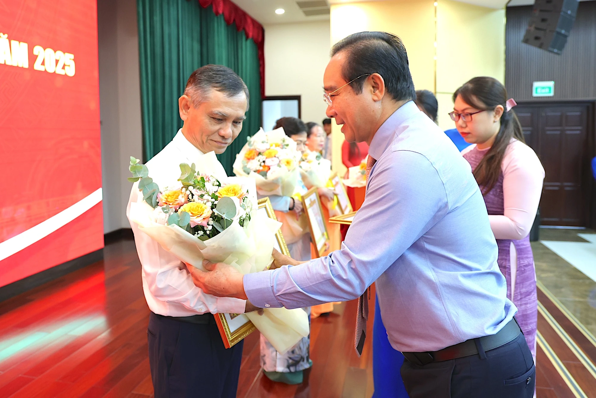 huy-hieu-dang-4.JPG