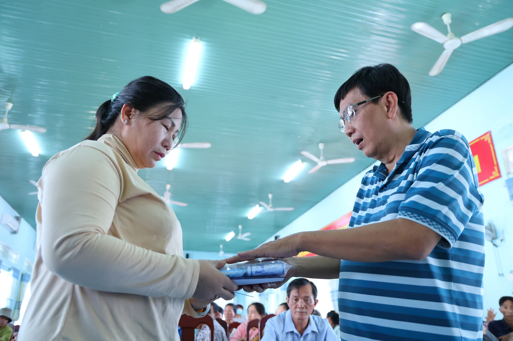 bao-phap-luat-tp.hcm-24.JPG