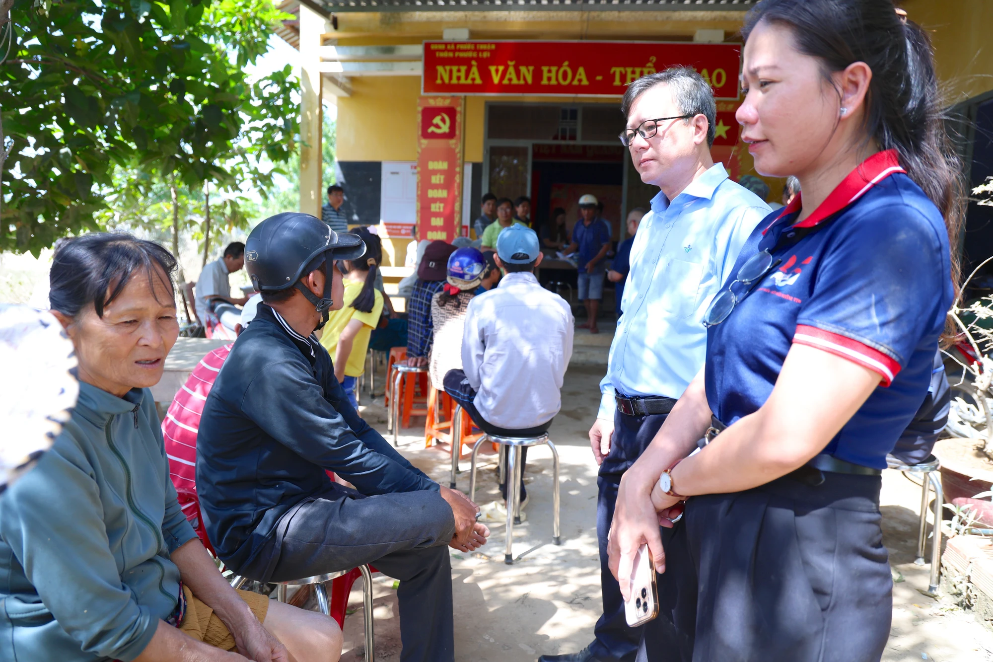bao-phap-luat-tp.hcm-42.JPG