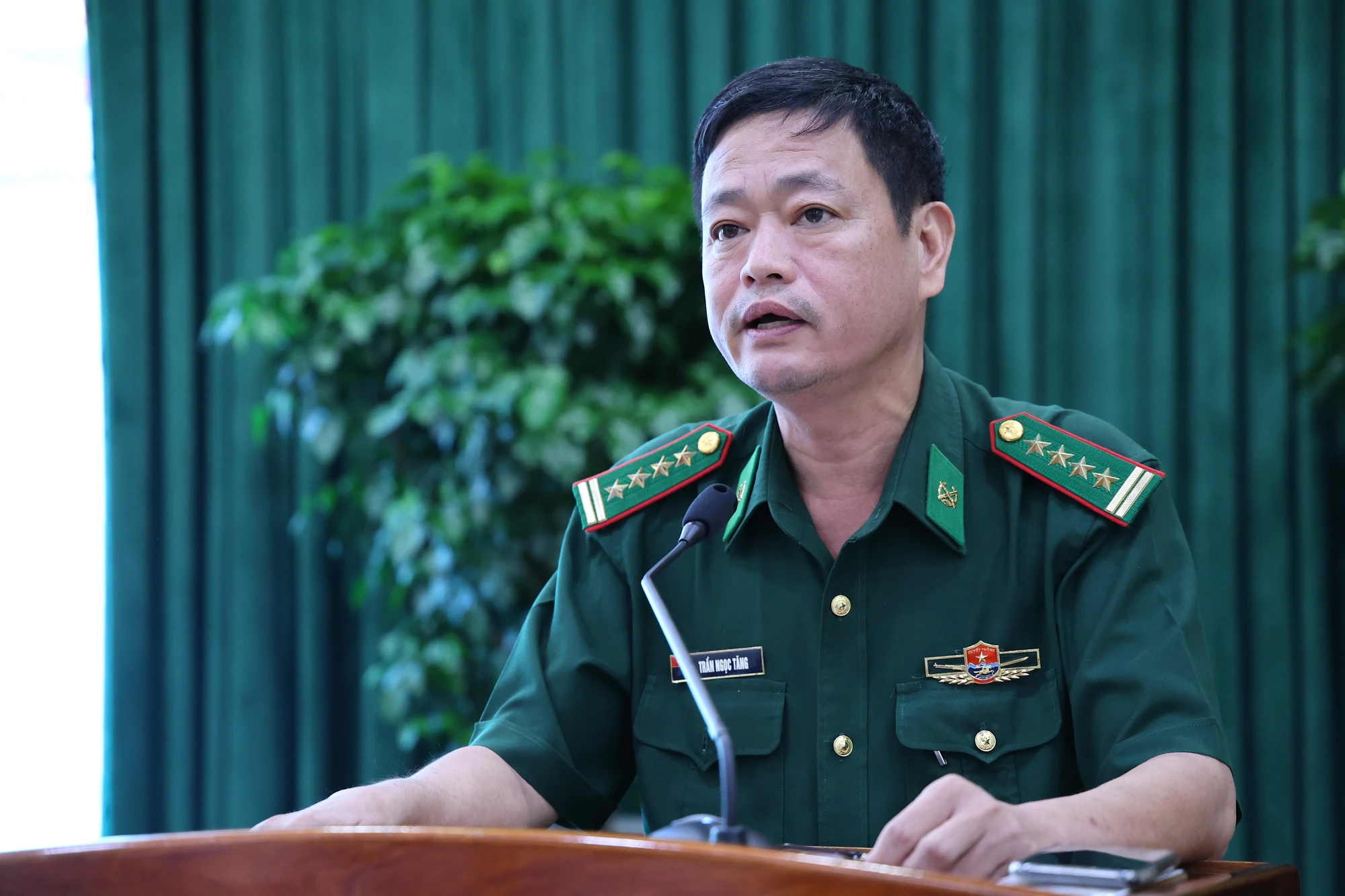the-vang-ec-3.JPG