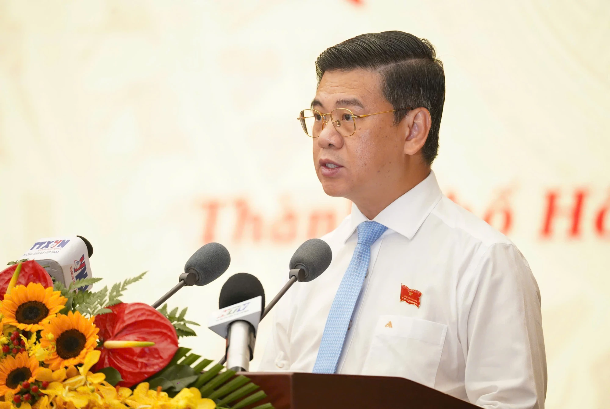 ubnd-tp.hcm-phan-cong-cong-tac-5-thuan.jpg