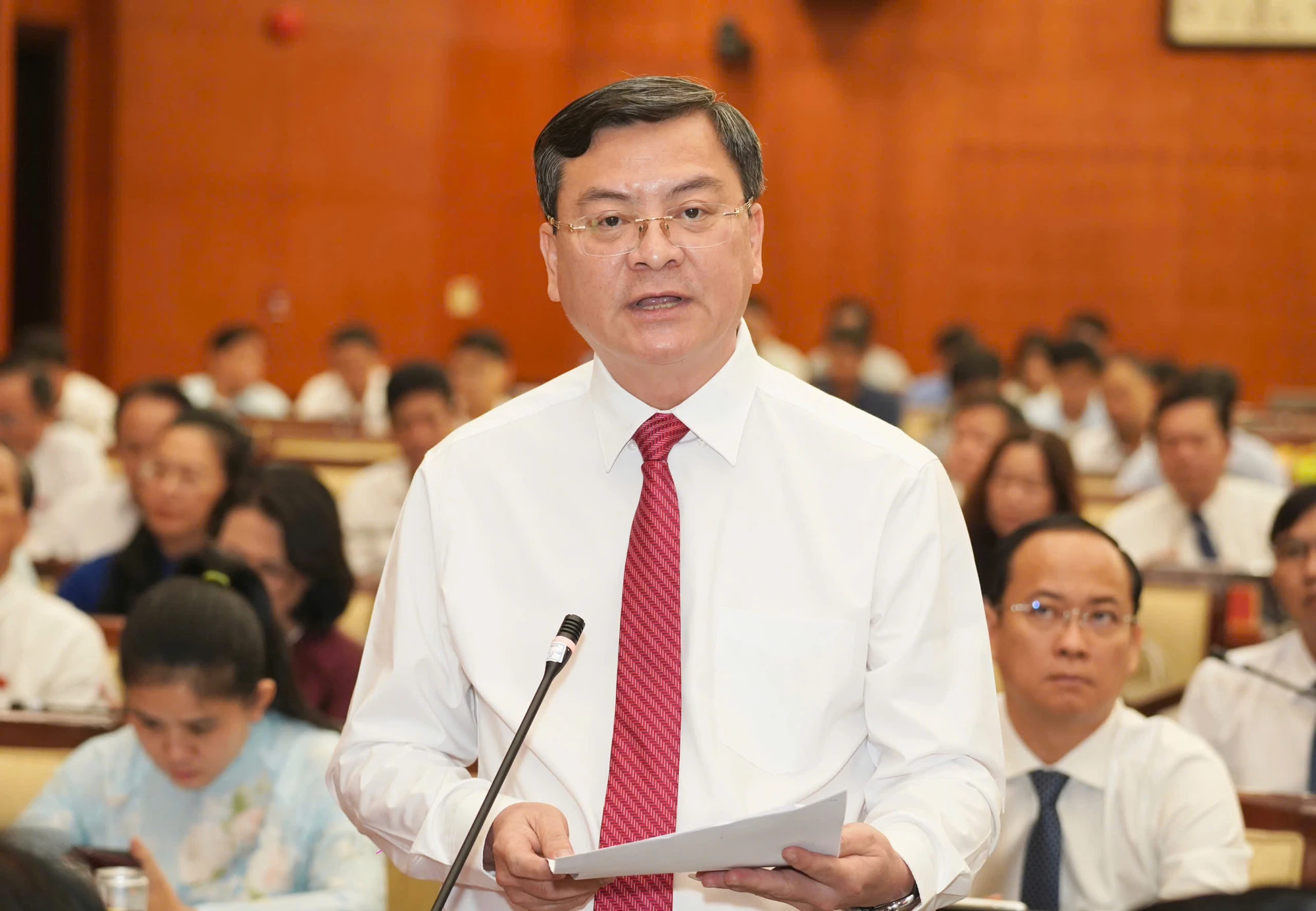 UBND-TP.HCM-PHAN-CONG-CONG-TAC-9.jpg