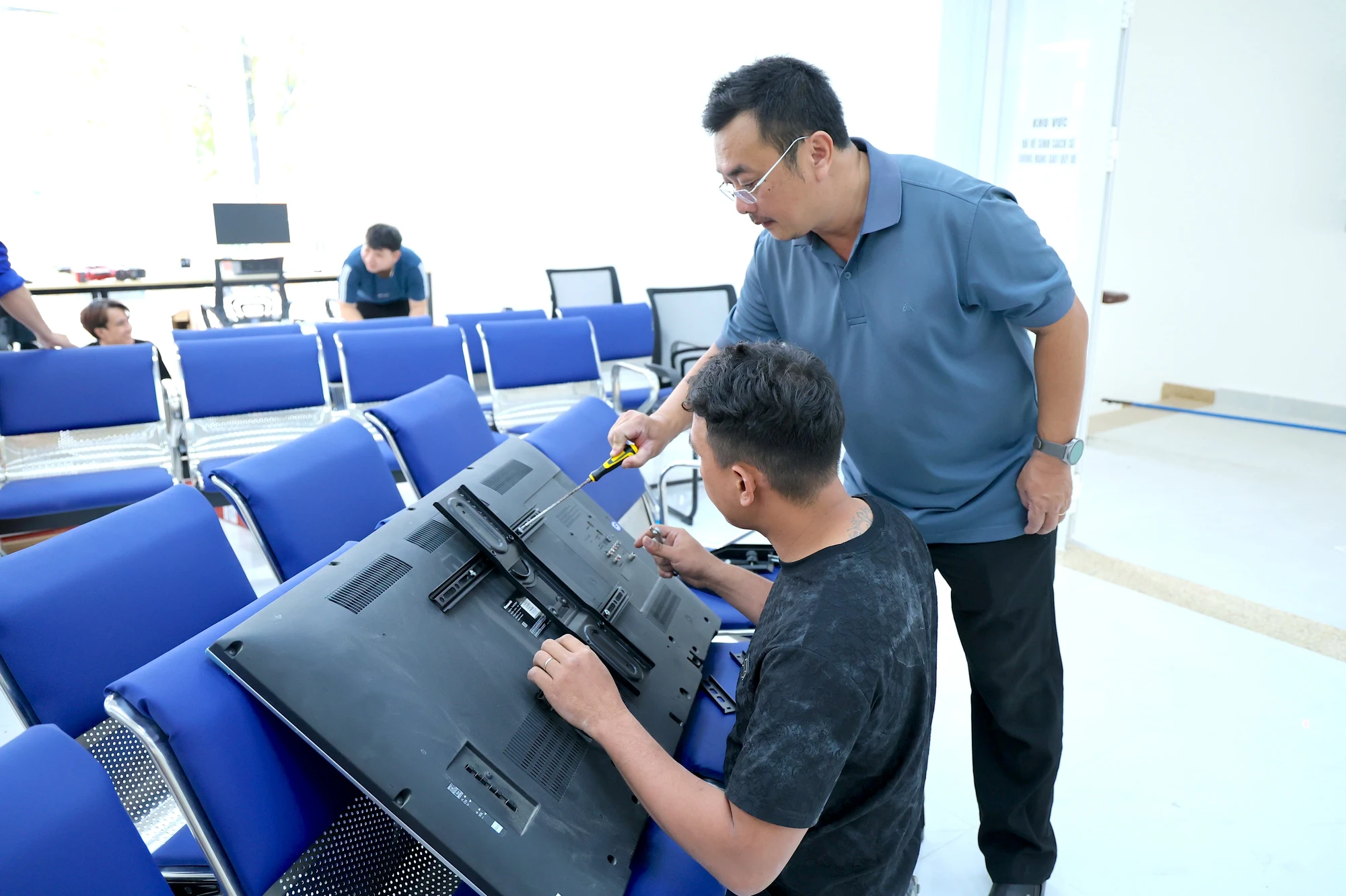 trung-tam-phuc-vu-hanh-chinh-cong-tp.hcm-25.JPG