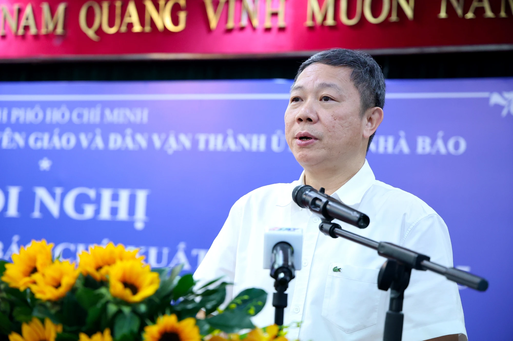 sap-xep-bao-chi-4.JPG