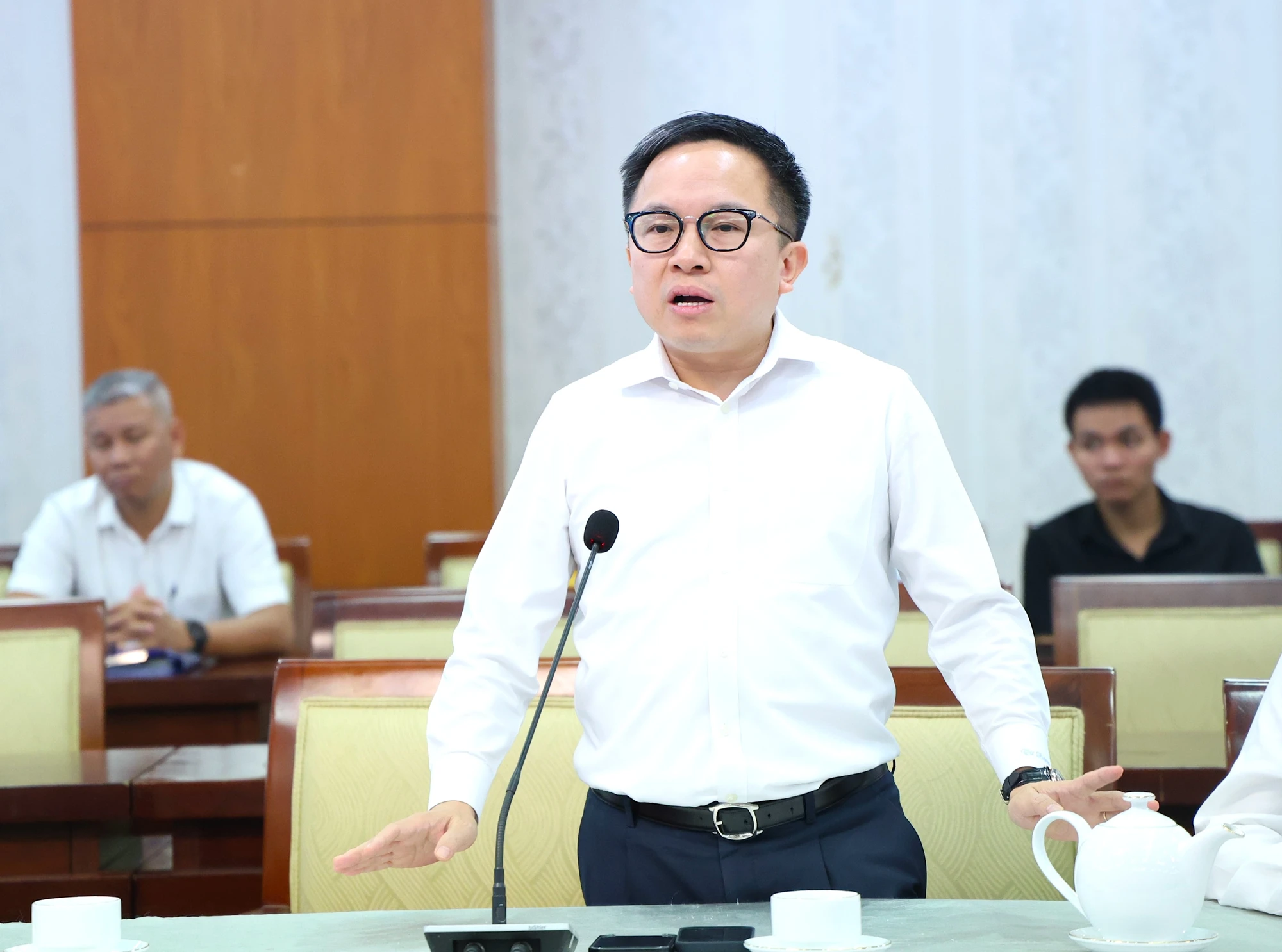 sap-xep-bao-chi-8.JPG