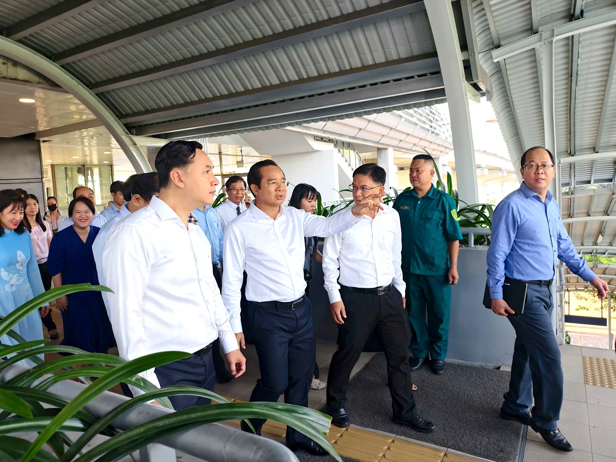trung-tam-phuc-vu-hanh-chinh-cong-tp.hcm-6.jpg