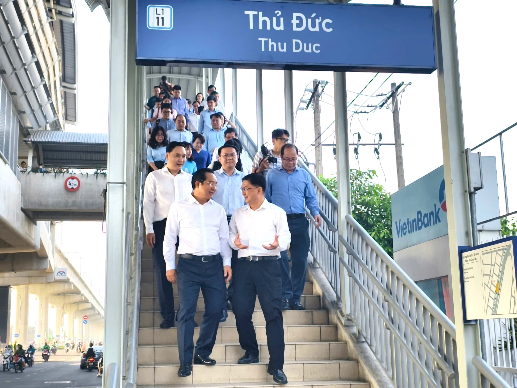 trung-tam-phuc-vu-hanh-chinh-cong-tp.hcm-7.jpg