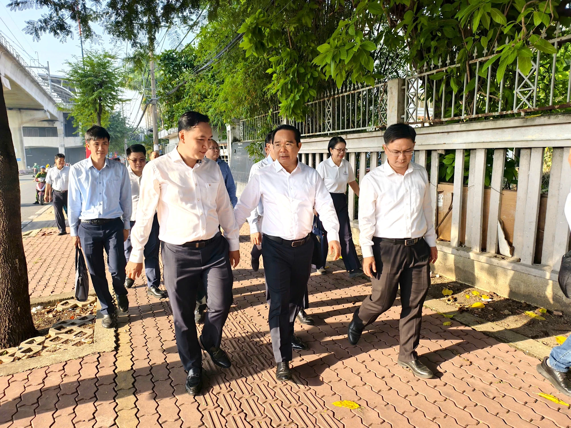 trung-tam-phuc-vu-hanh-chinh-cong-tp.hcm-9.jpg