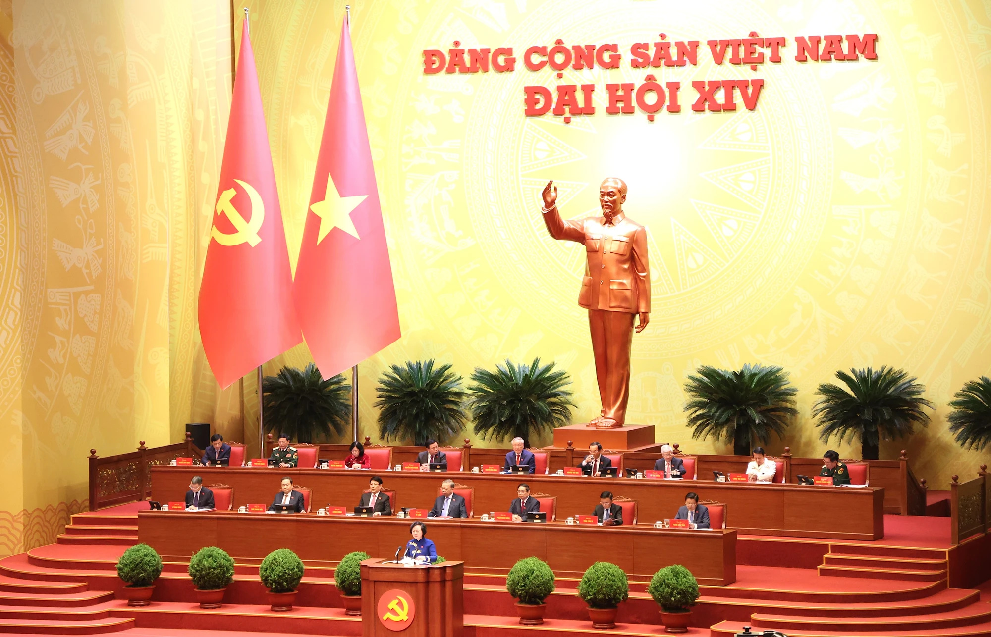 Chùm ảnh toàn cảnh phiên thảo luận hội trường tại Đại hội XIV của Đảng
