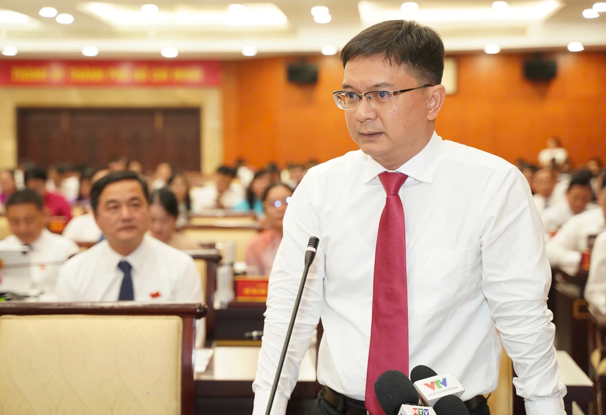 ong-nguyen-manh-cuong.jpg