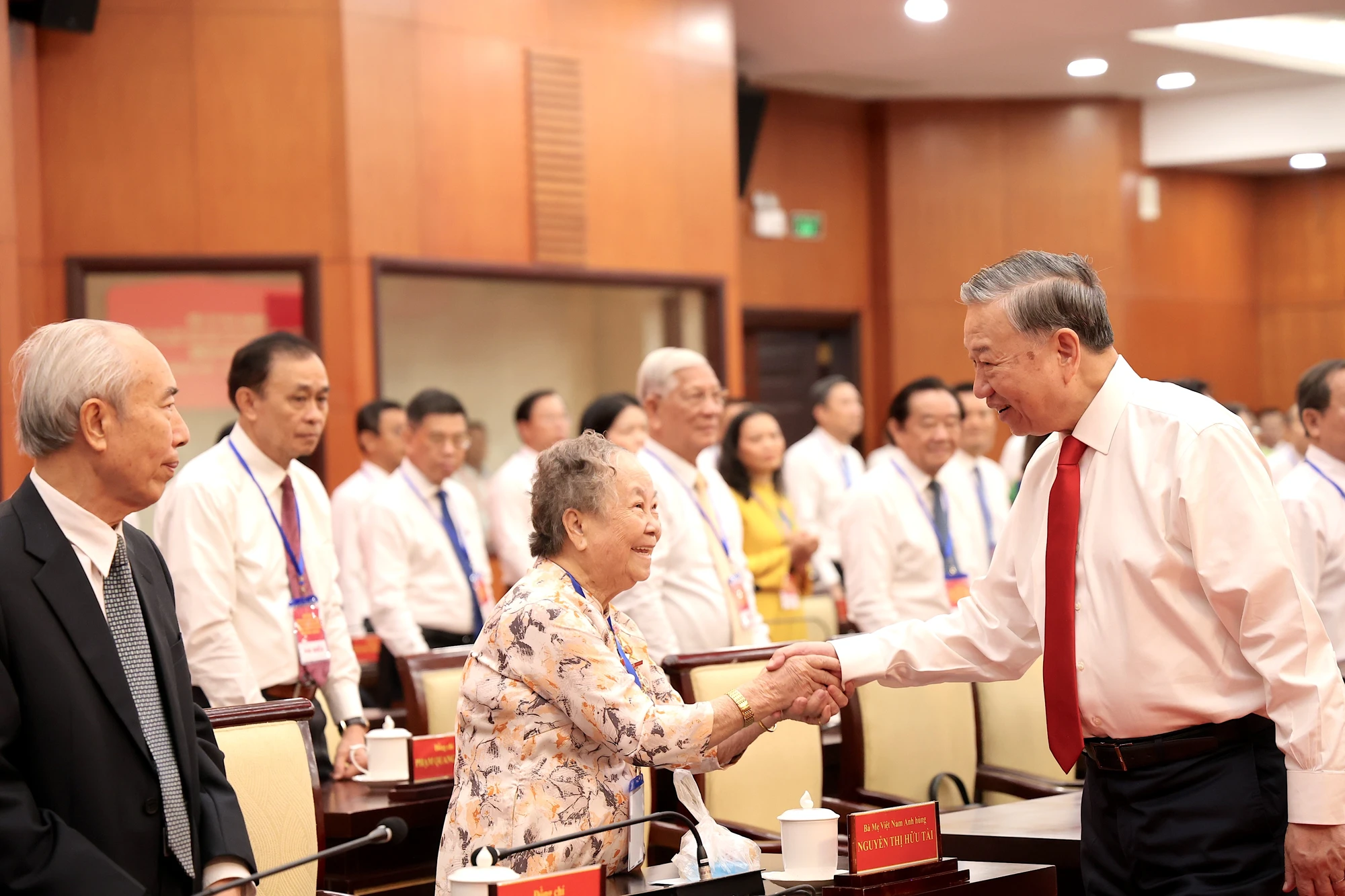tong-bi-thu-to-lam-3.JPG