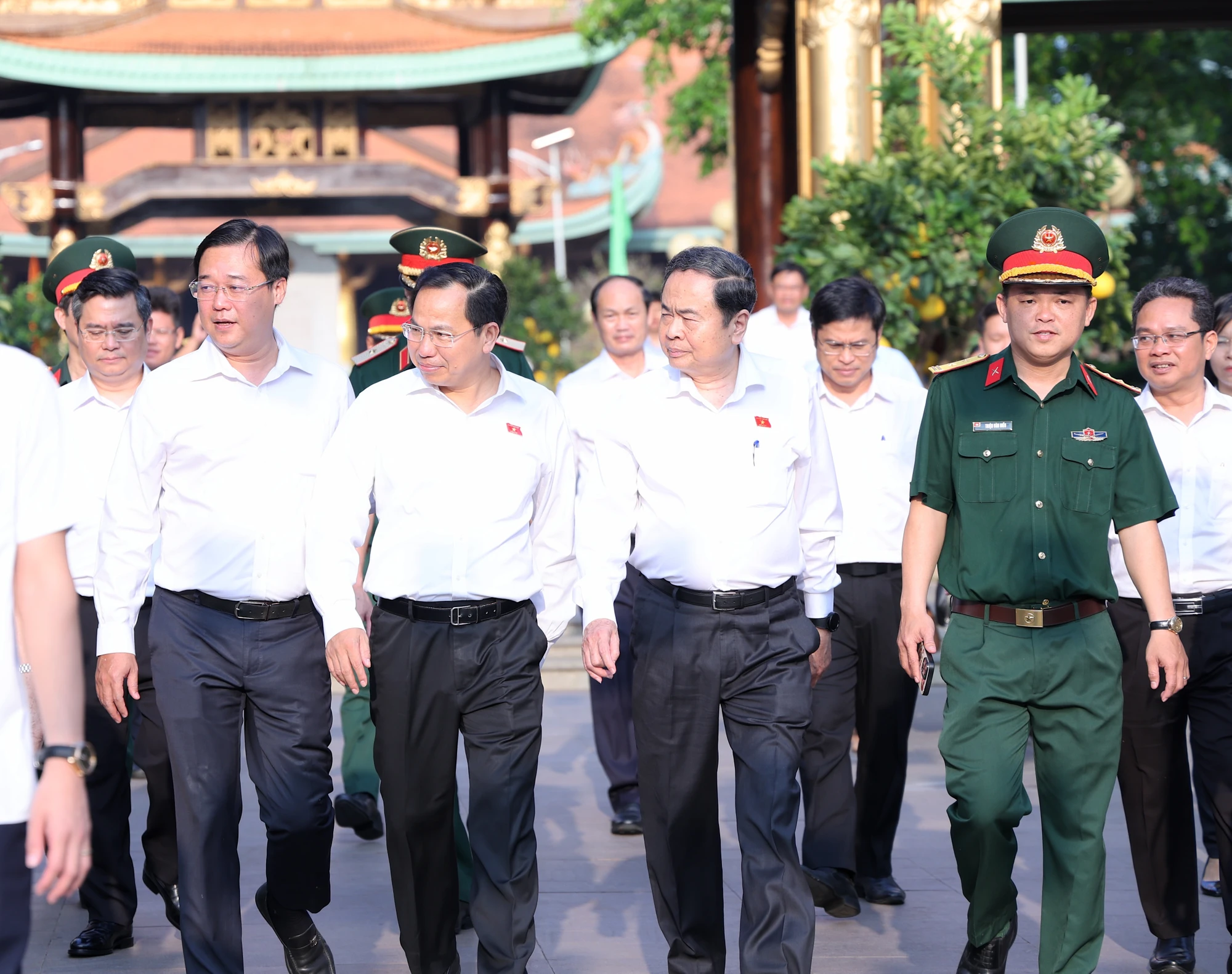 chu-tich-quoc-hoi-16.JPG