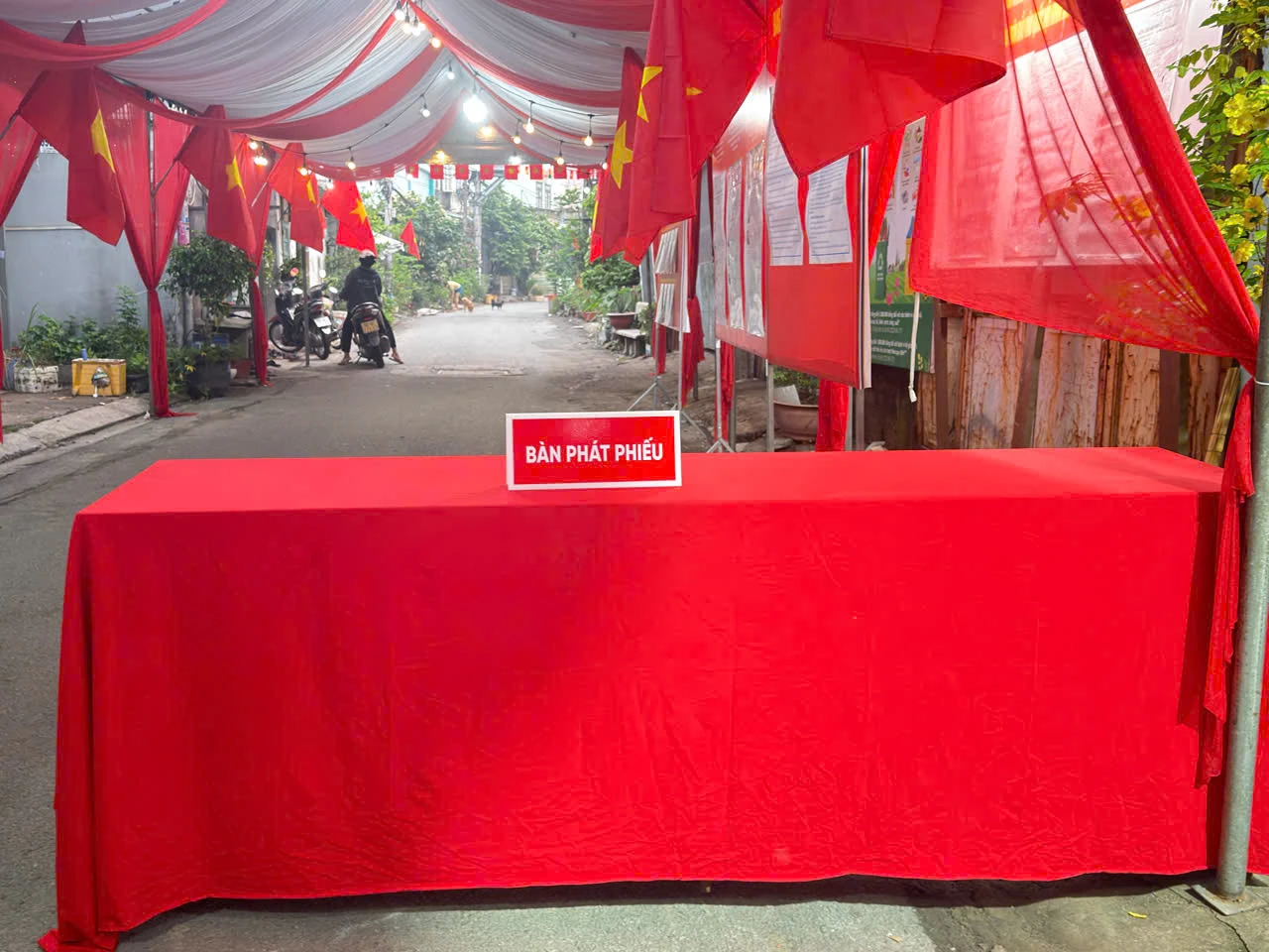 bau-cu-binhtan-ctvlethoa-4.jpg