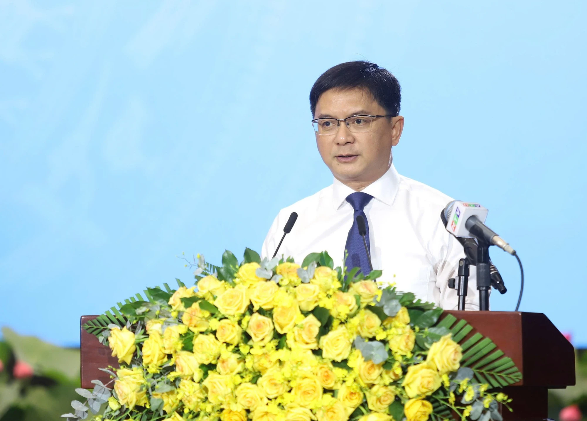 Phó Chủ tịch UBND TP.HCM: 'Thi đua không hình thức, tập trung trực tiếp vào tăng trưởng 2 con số'