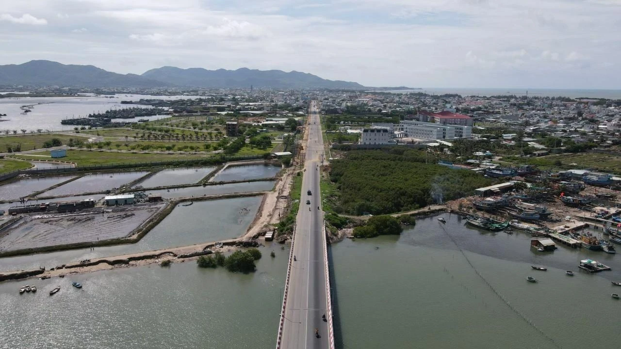 Hạ tầng giao thông nội tỉnh, liên vùng đang được Bà Rịa-Vũng Tàu đầu tư, phối hợp cùng các bộ, ngành, địa phương khác triển khai hoàn thiện-Ảnh:TK