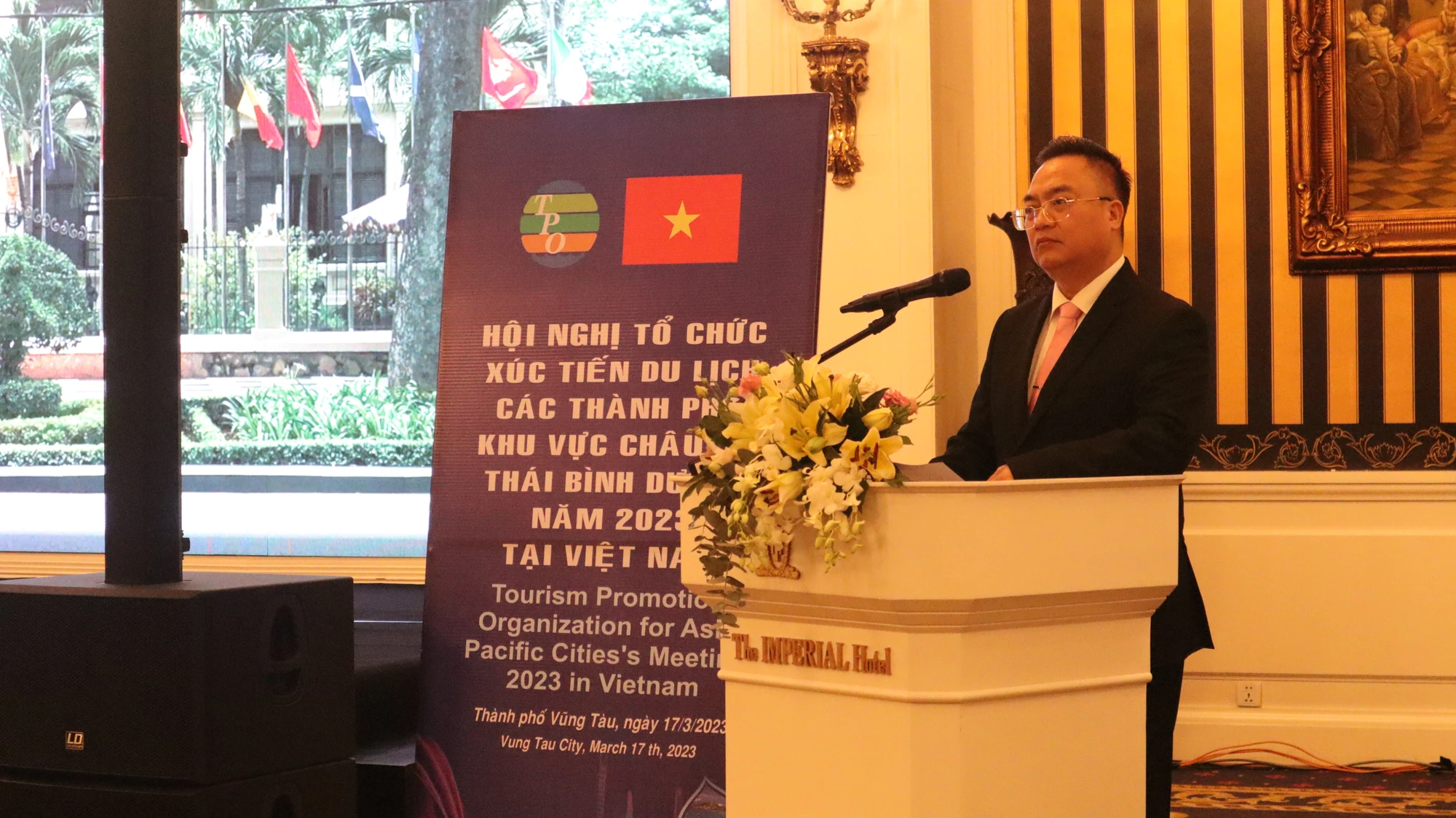 Ông Hoàng Vũ Thảnh, chủ tịch UBND TP Vũng Tàu phát biểu tại hội nghị Ông Hoàng Vũ Thảnh