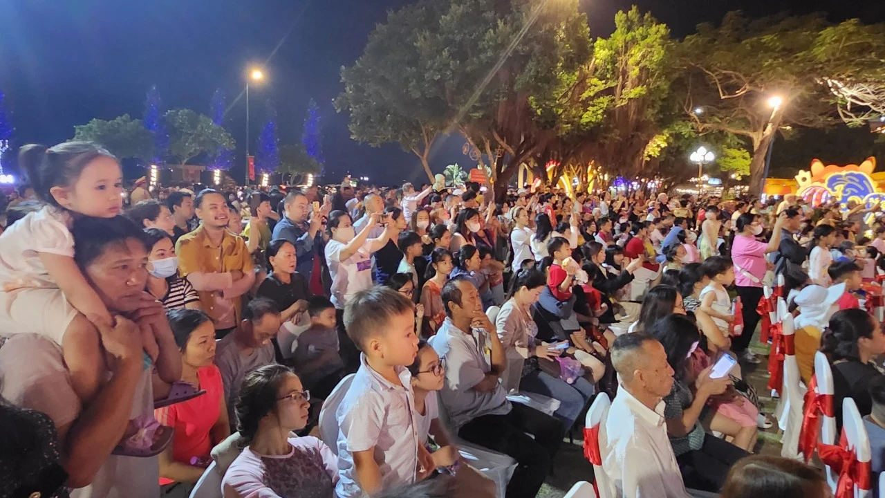Hoi-hoa-xuan-Vung-Tau-h6.jpg