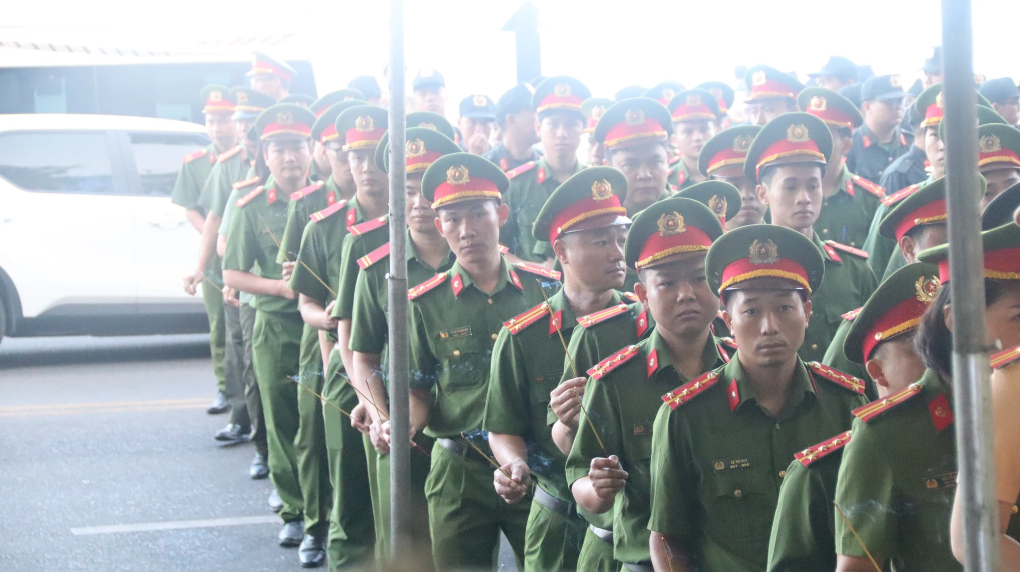 Canh-sat-co-dong-h10.JPG
