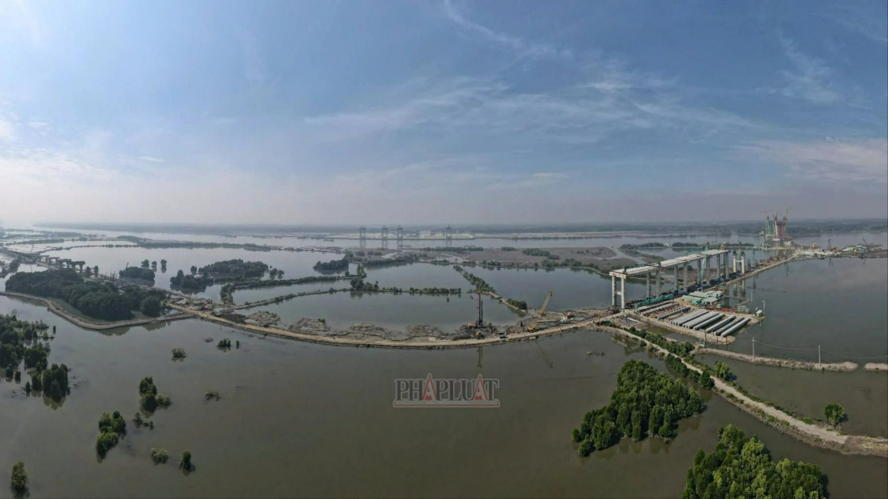 cAU-pHUOC-aN.jpg