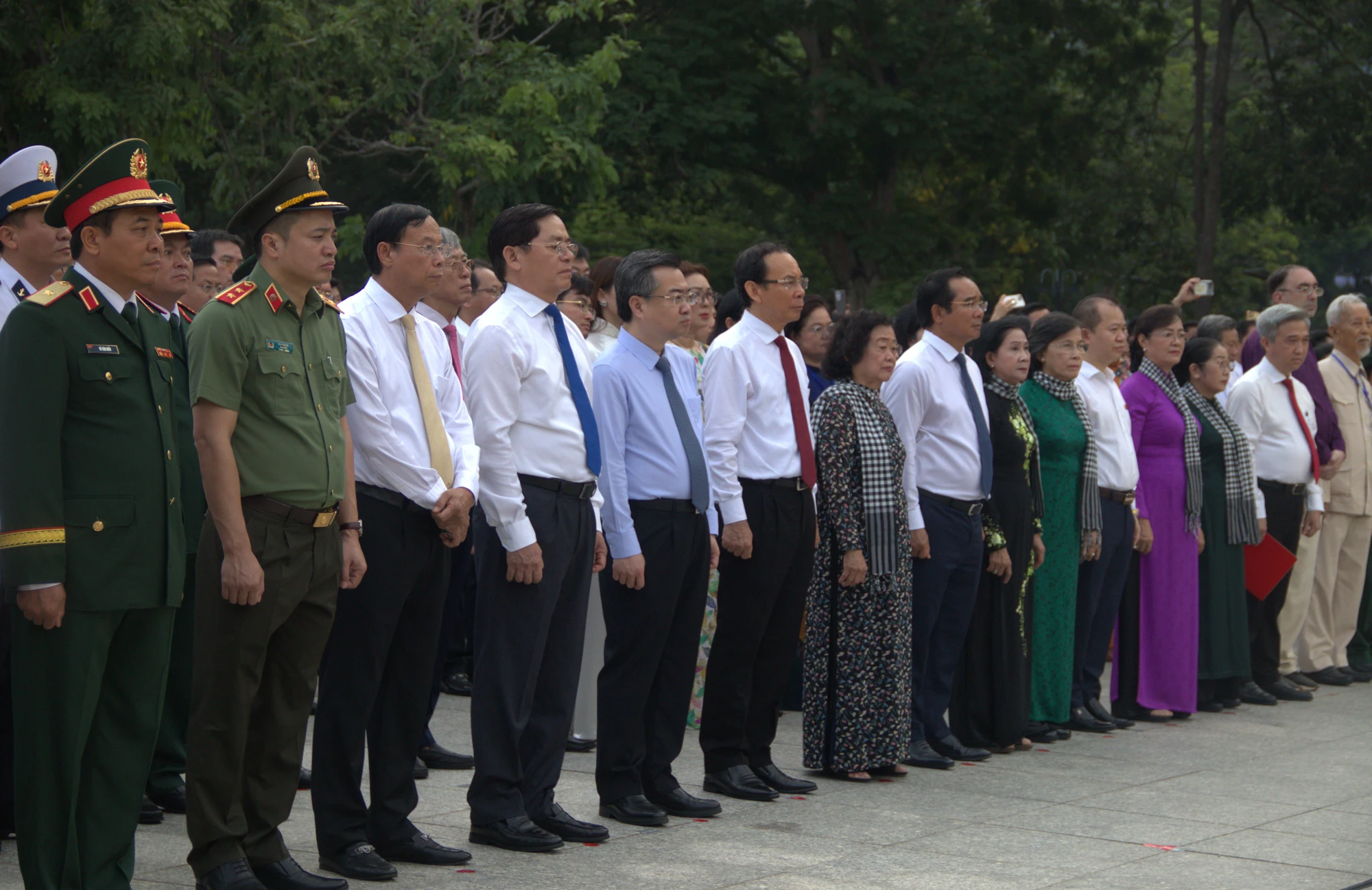 Nghia-trang-hang-duong-h12.jpg