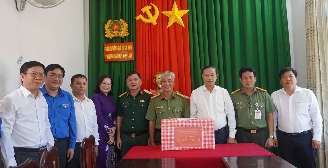 Ong-Nguyen-Van-Tho.jpg