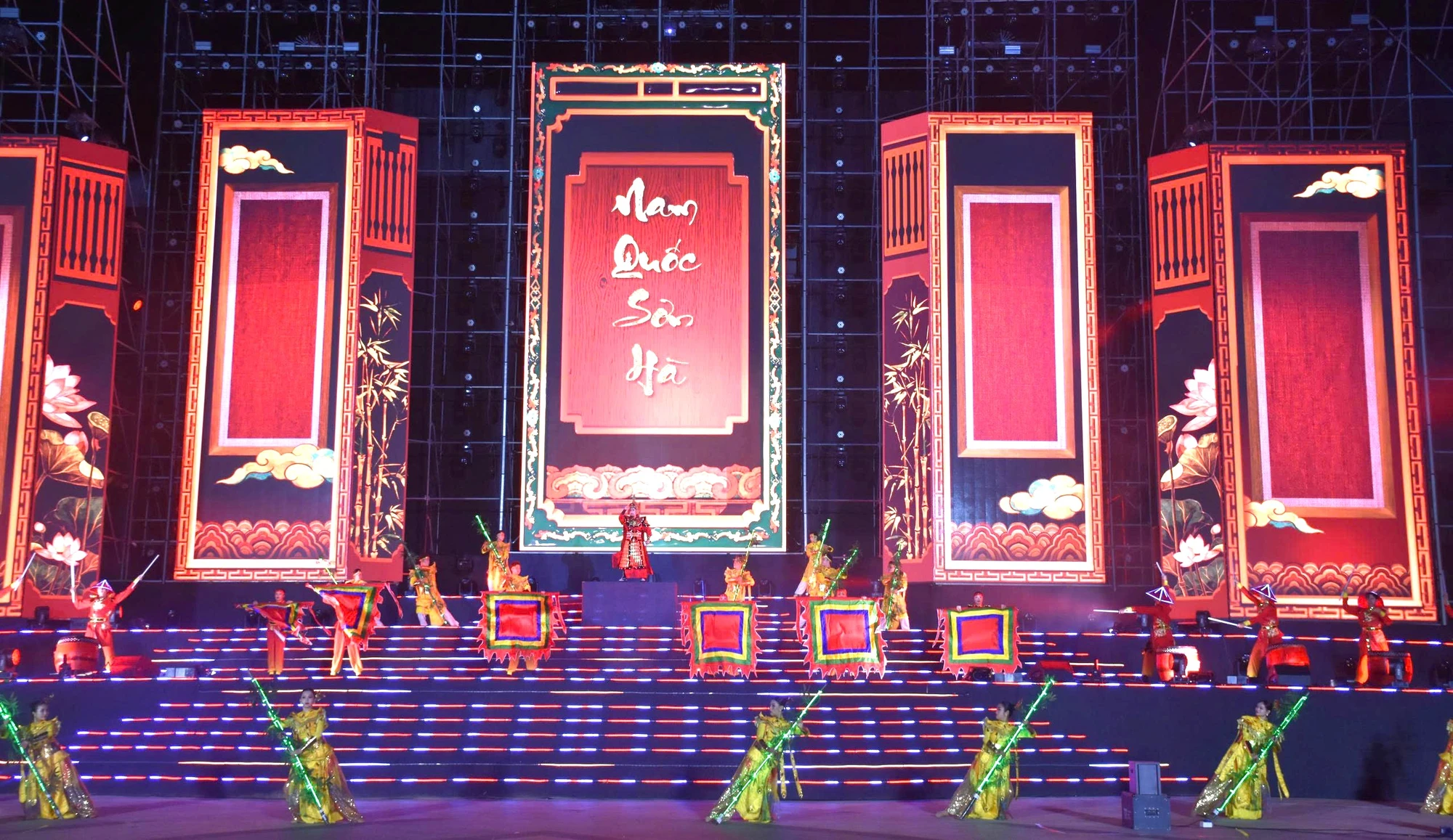 khai-hoi-van-hoa-h9.jpg