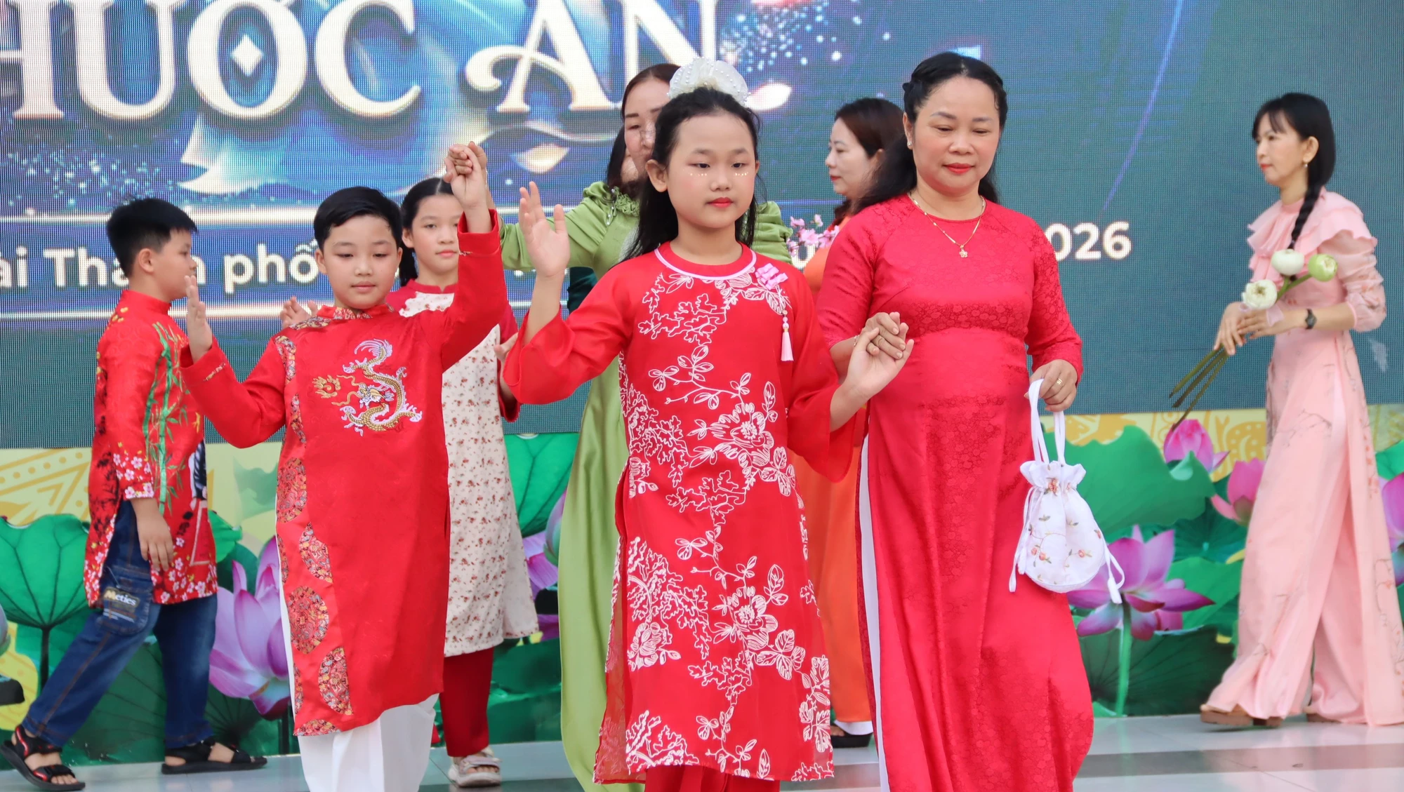 ao-dai-h11.JPG