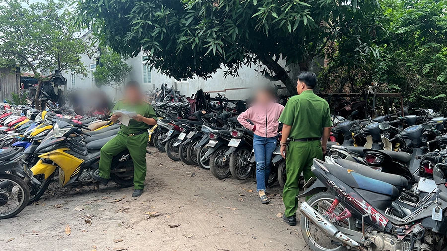 Điều tra: Nhiều 'lò' bán xe không giấy, 'bao ăn trộm ăn cắp'
