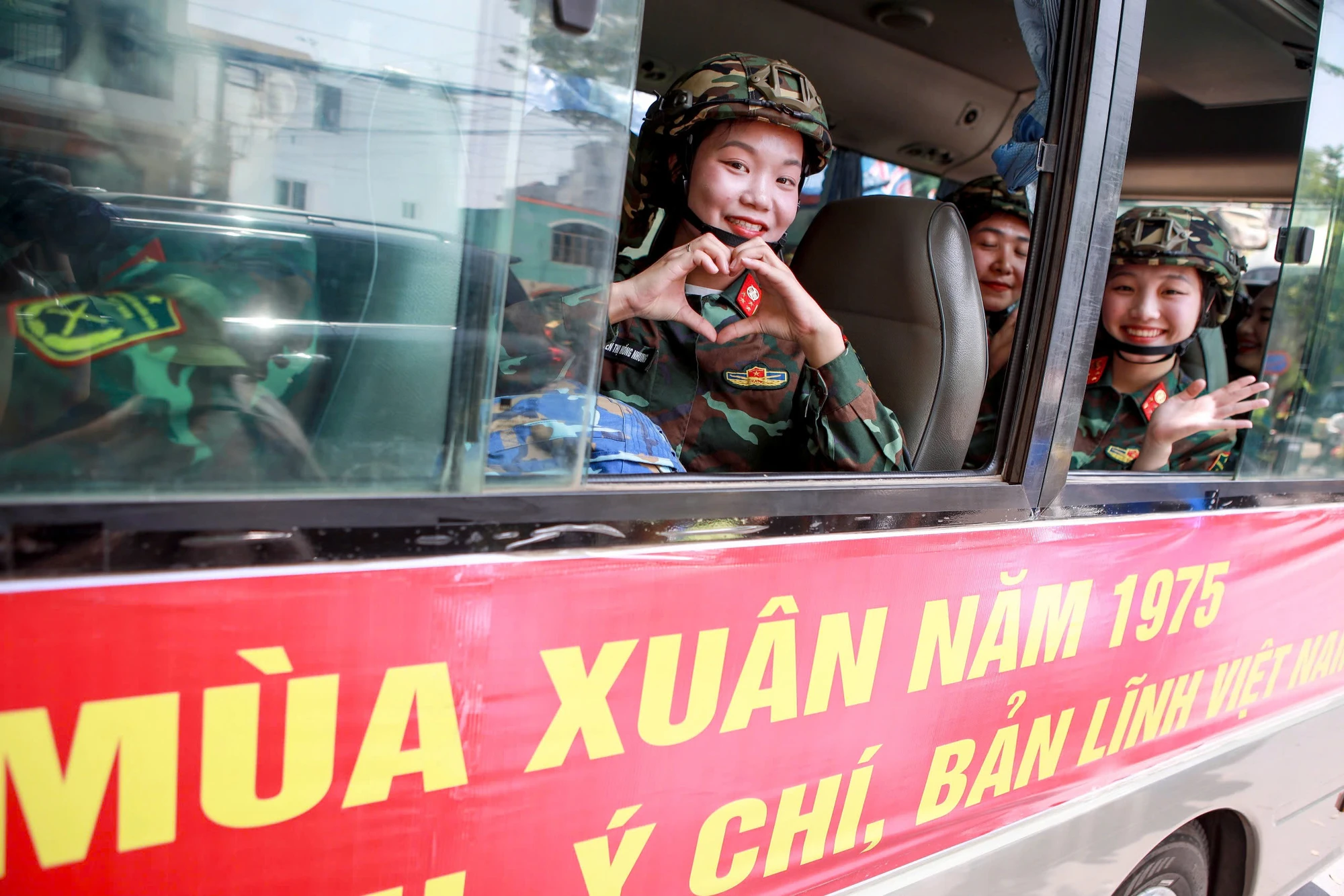 diễu binh 30-4 (35).jpg