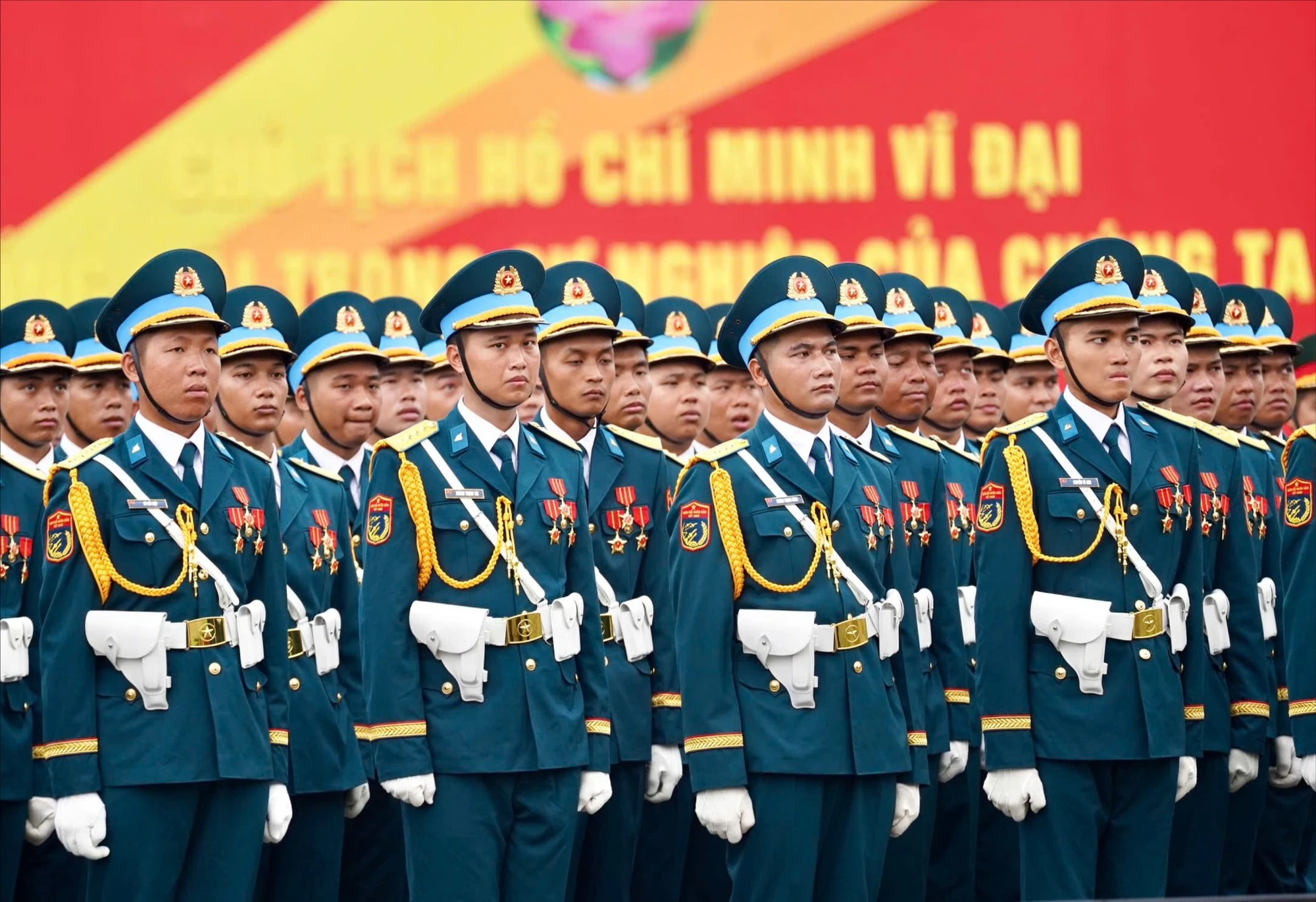 chiến sĩ khối đứng (7).jpg