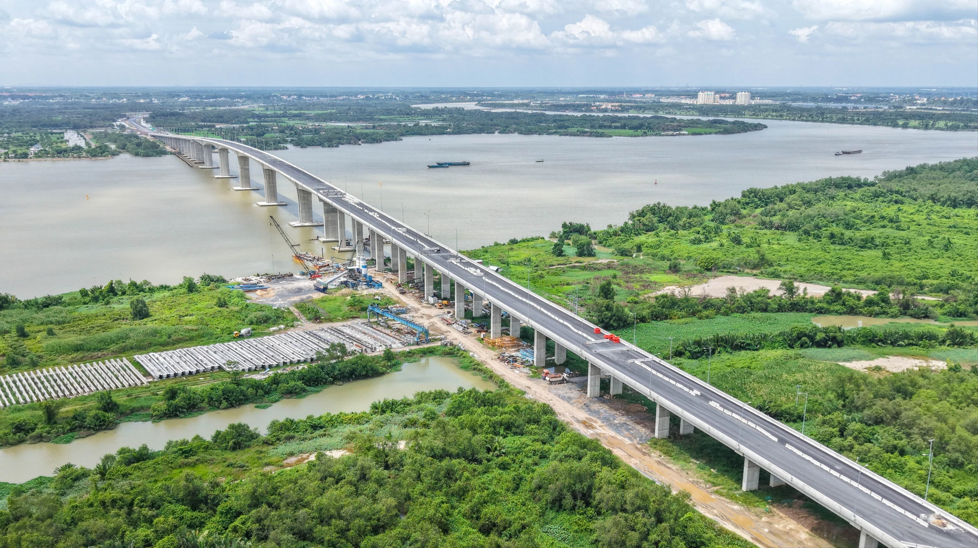 Cận cảnh cầu Nhơn Trạch vượt tiến độ, dự kiến thông xe ngày 19-8 