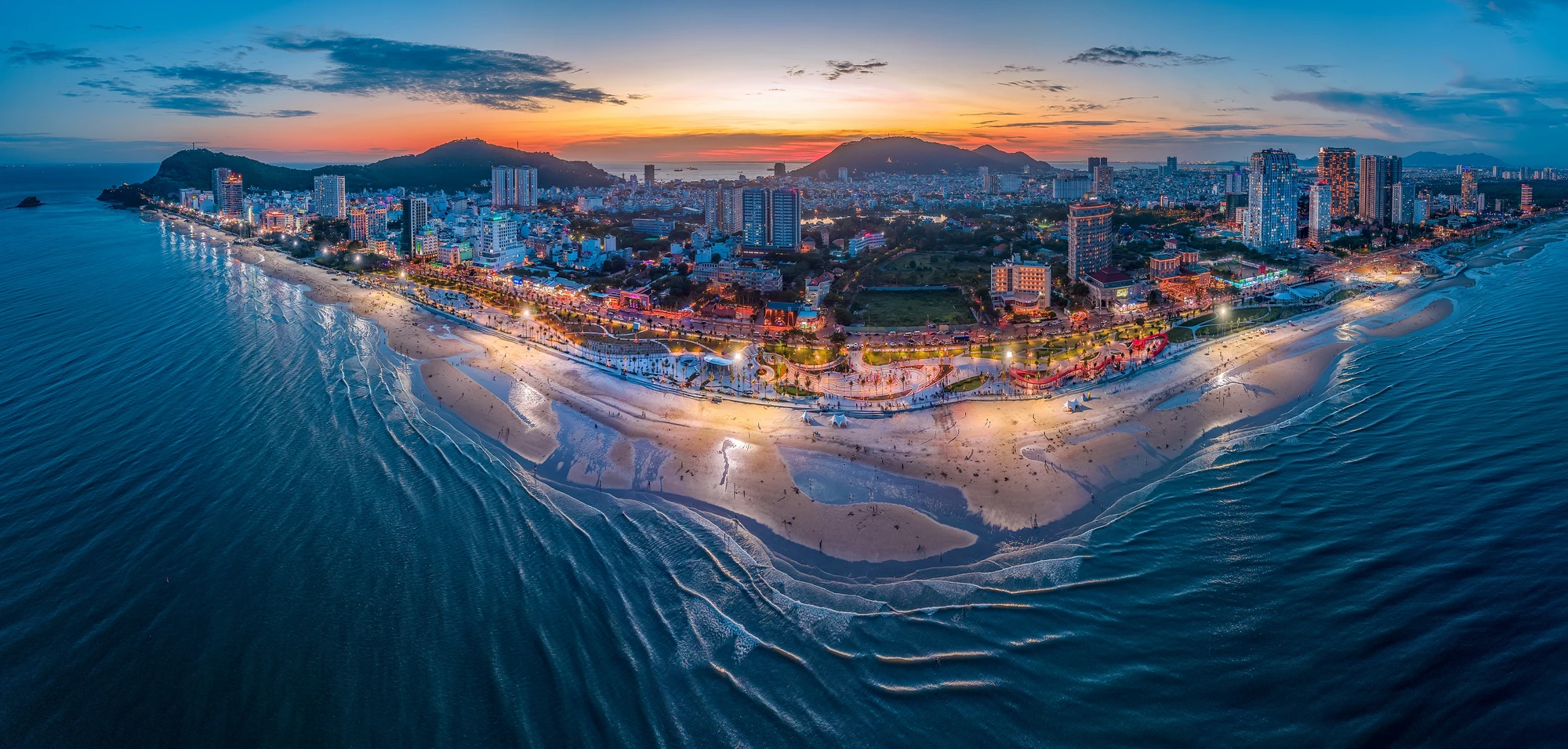 Vũng Tàu cánh tay vươn dài của TP.HCM ra biển lớn_NGUYỄN MINH TÂN.jpg